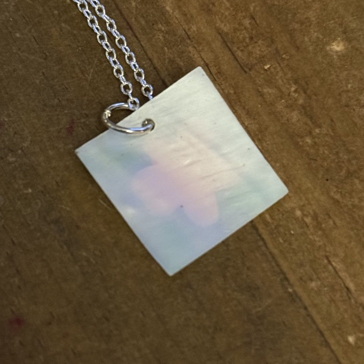 Other Silver tone painted shell pendant necklace Size ONE SIZE - 4 Thumbnail
