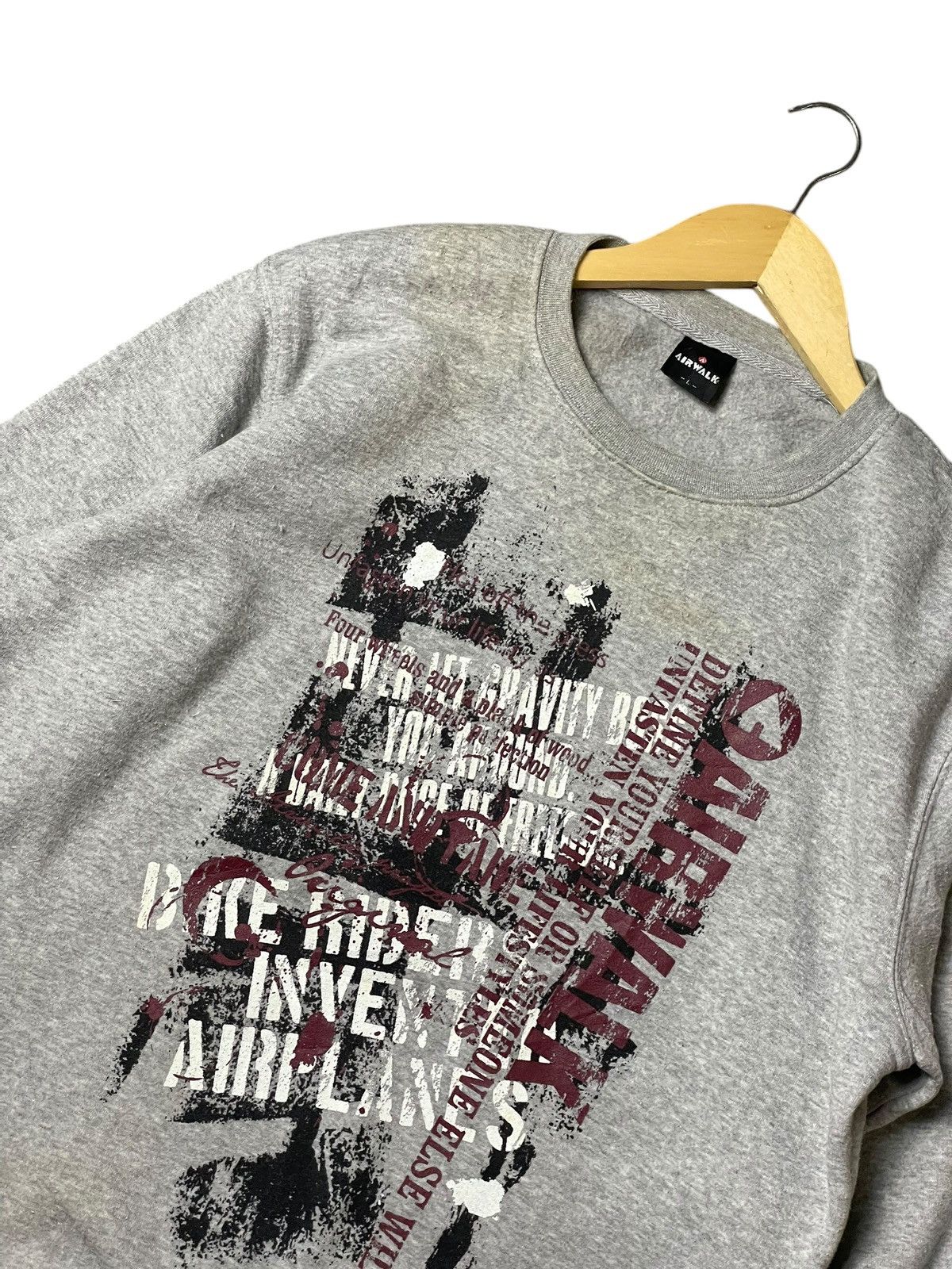 Airwalk × Japanese Brand × Vintage Vintage AIRWALK Graphic Crewneck Sweatshirt (98) Size US L / EU 52-54 / 3 - 2 Thumbnail