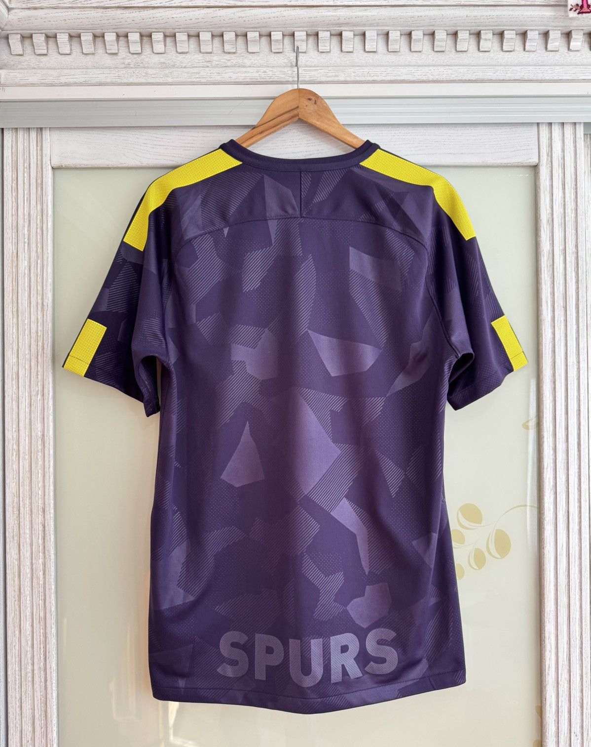 Nike Tottenham Hotspur 2017-2018 Third Soccer Jersey Football Kit Size US L / EU 52-54 / 3 - 2 Thumbnail