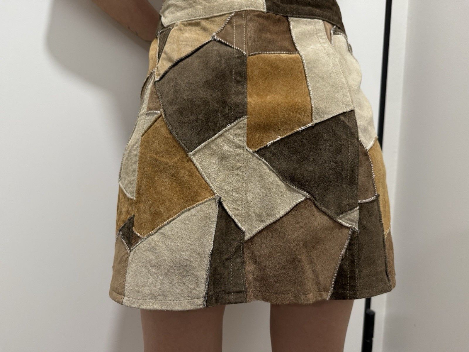 Vintage Vintage 2000s Fishbone Skirt Patchwork Leather Womens y2k Size 26" / US 2 / IT 38 - 10 Thumbnail