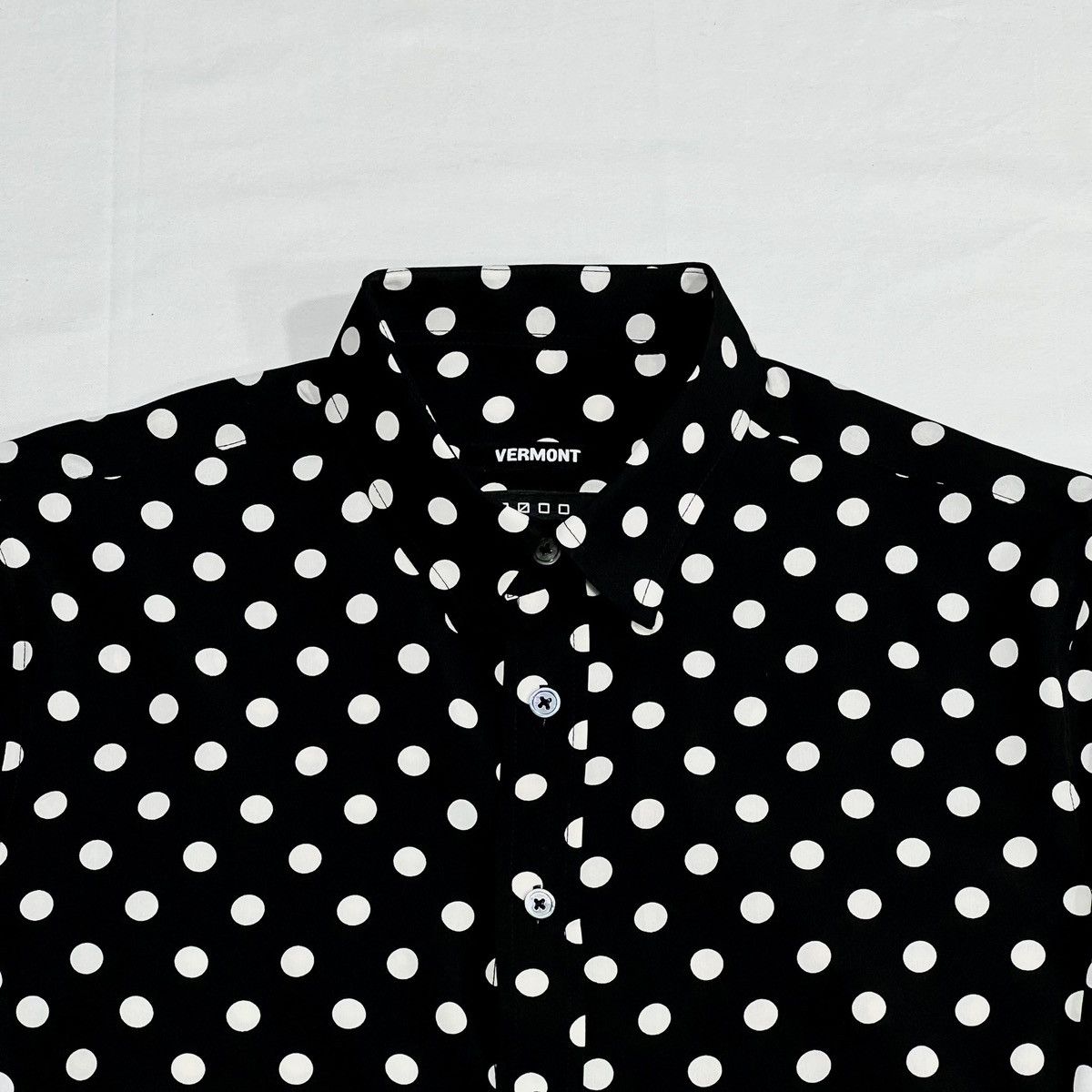 The Vermont Flannel Company VELENDER VERMONT POLKA DOT BUTTON-UP SHIRT IN LARGE Size US L / EU 52-54 / 3 - 3 Thumbnail