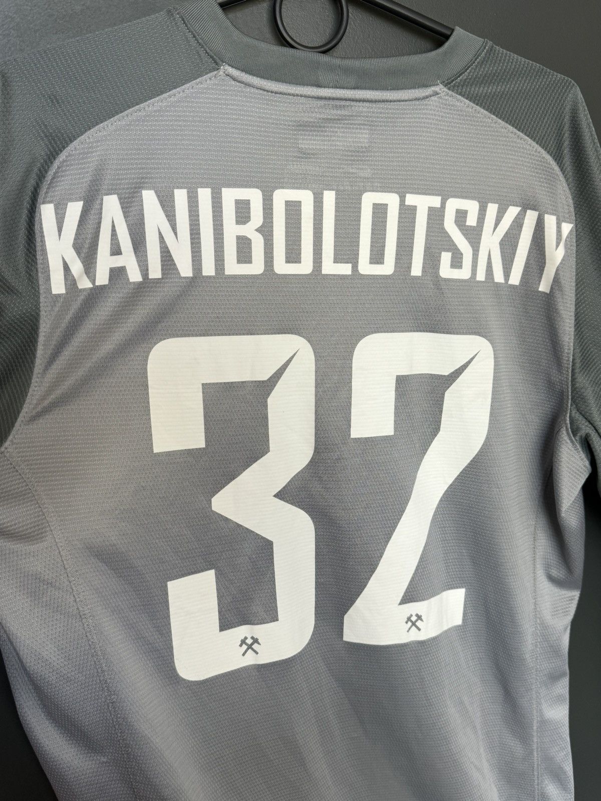 Nike Shakhtar Donetsk Player Issue Goalkeeper Football Jersey Size US L / EU 52-54 / 3 - 3 Thumbnail