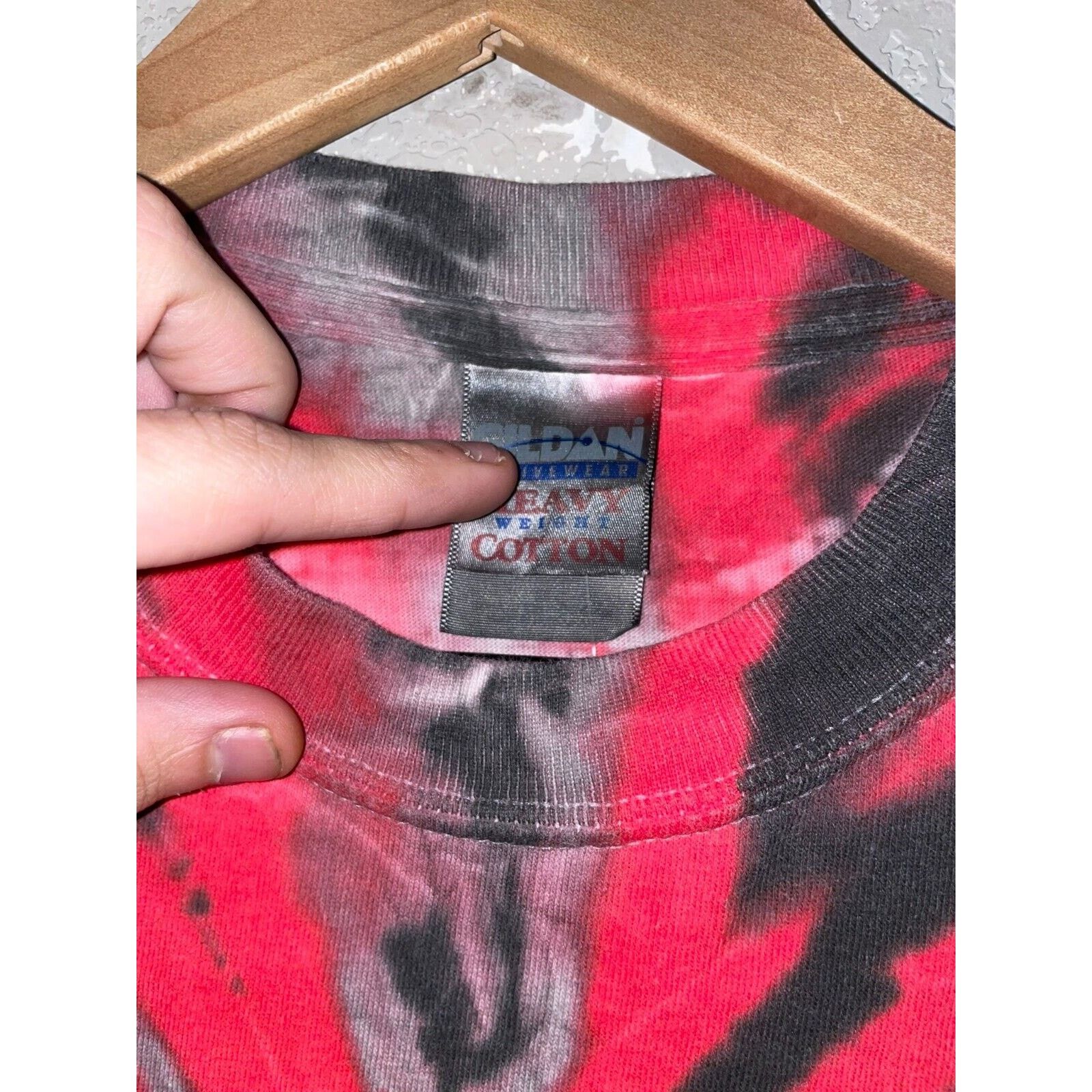 Gildan Vintage The Ozarks Shirt Red Black Tie Dye Tee 2000s Medium Size US M / EU 48-50 / 2 - 5 Thumbnail