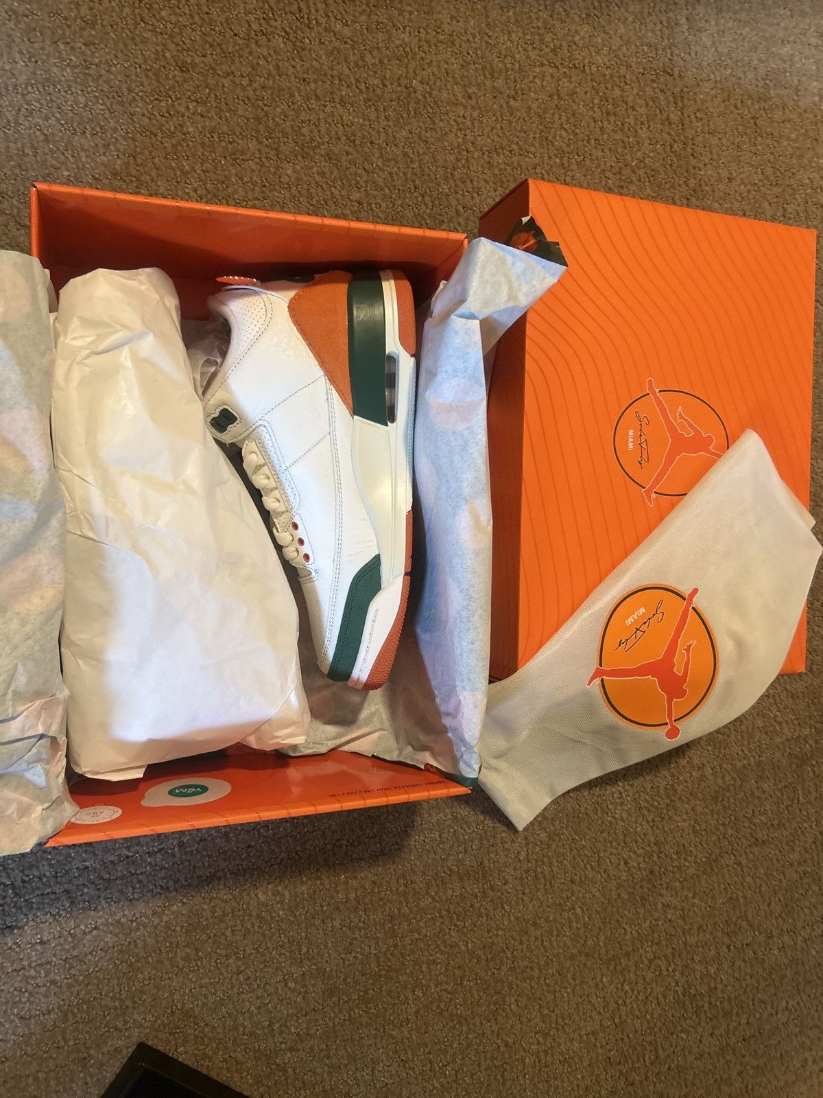 Nike Jordan 3 Solefly Size US 7 / EU 40 - 3 Thumbnail