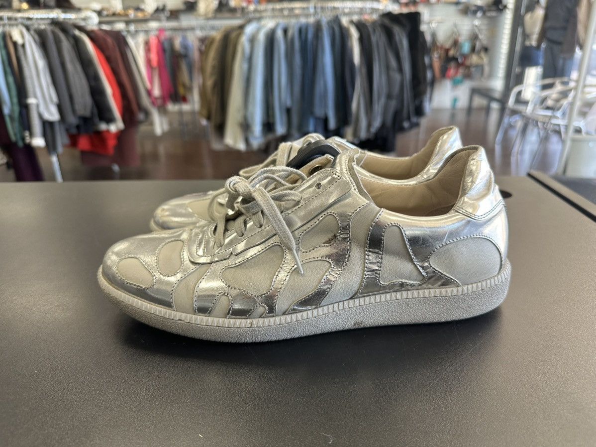 Namacheko Namacheko AW22 Murabi GAT Sneakers Silver SIZE 41 Size US 8 / EU 41 - 1 Thumbnail