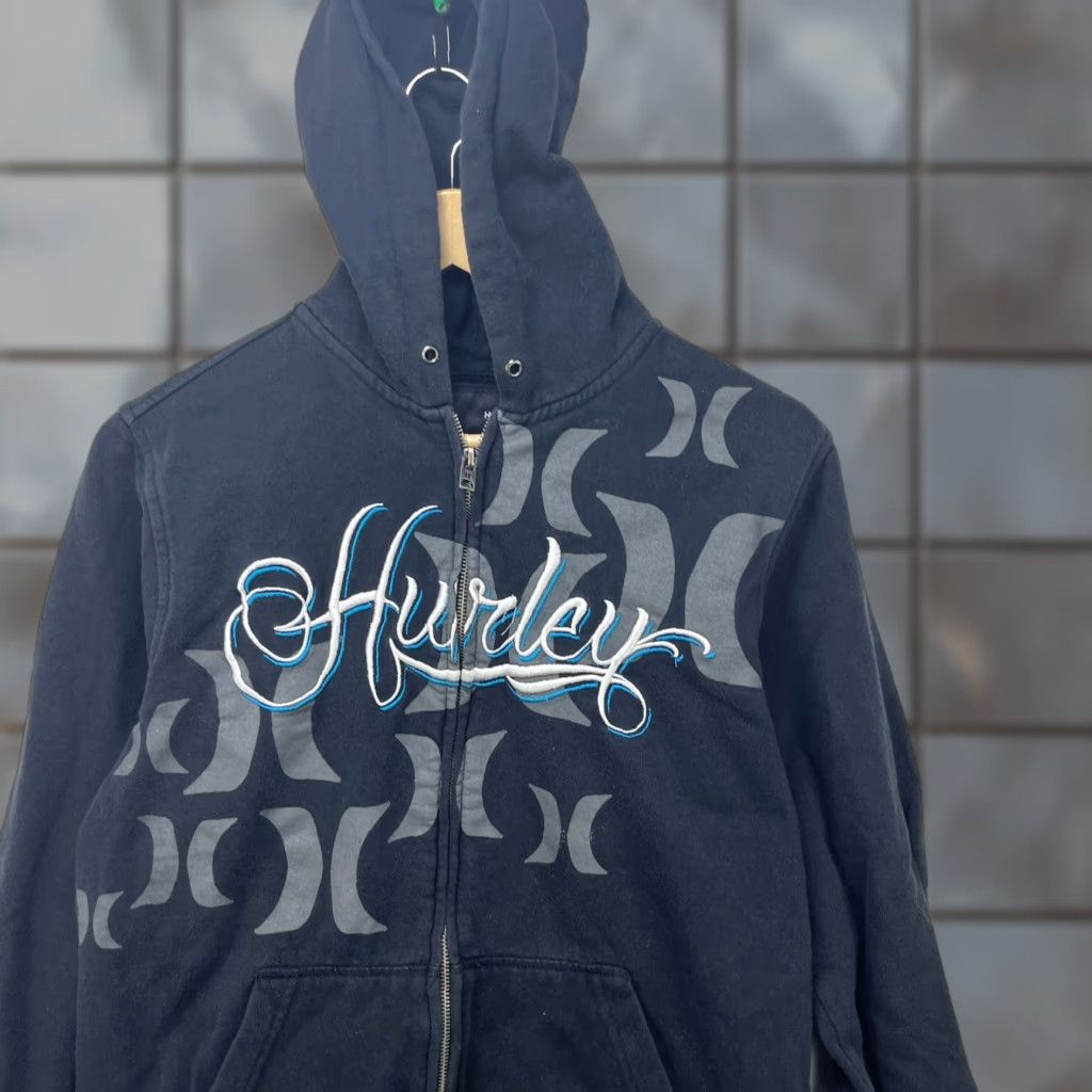 Hurley VINTAGE Hurley Zip Up Hoodie Shirt S Black Mens Hooded Full Zip 90s Merch Size US S / EU 44-46 / 1 - 1 Thumbnail