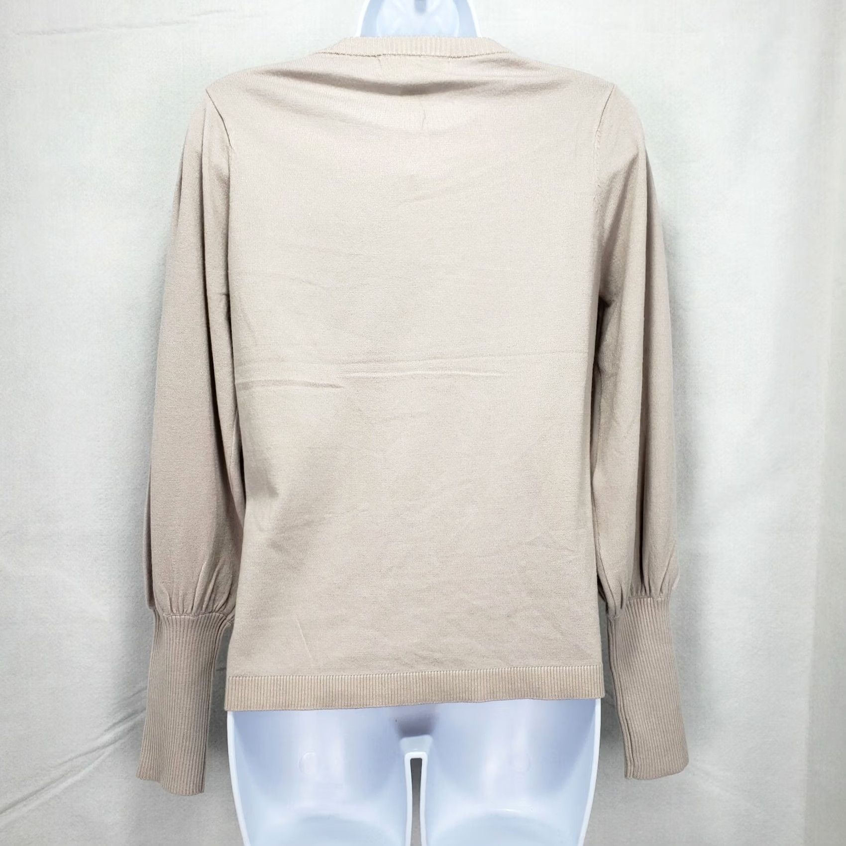 Vintage MAGASCHONI Women's long sleeve pullover sweater Size M Beige Knit Viscose/Polyester/Nylon Solid All Seasons Pullover Womens M Beige Sweater Size S / US 4 / IT 40 - 6 Thumbnail