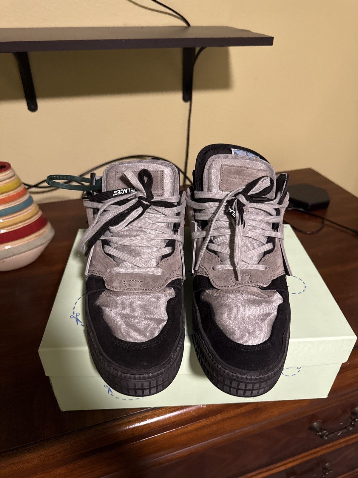 Off-White Floating arrow sneaker Size US 12 / EU 45 - 7 Thumbnail