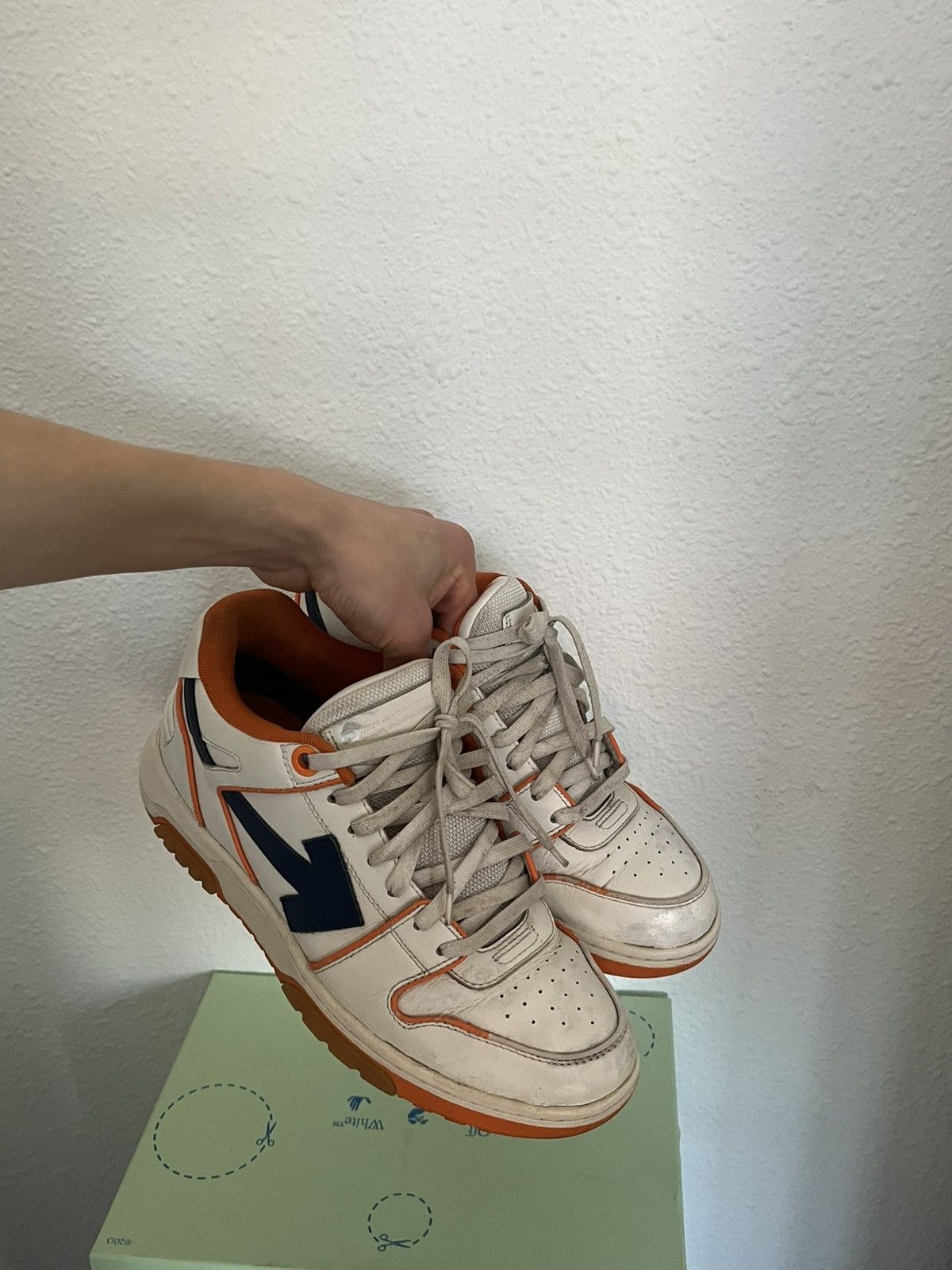Off-White Off White Office Size US 10 / EU 43 - 2 Thumbnail