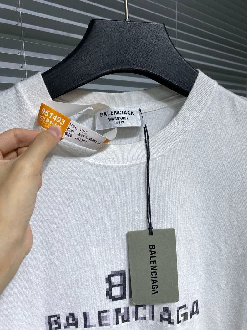 Balenciaga Balenciaga Mosaic BB monogram printed logo short sleeves 25 Size US XS / EU 42 / 0 - 5 Thumbnail