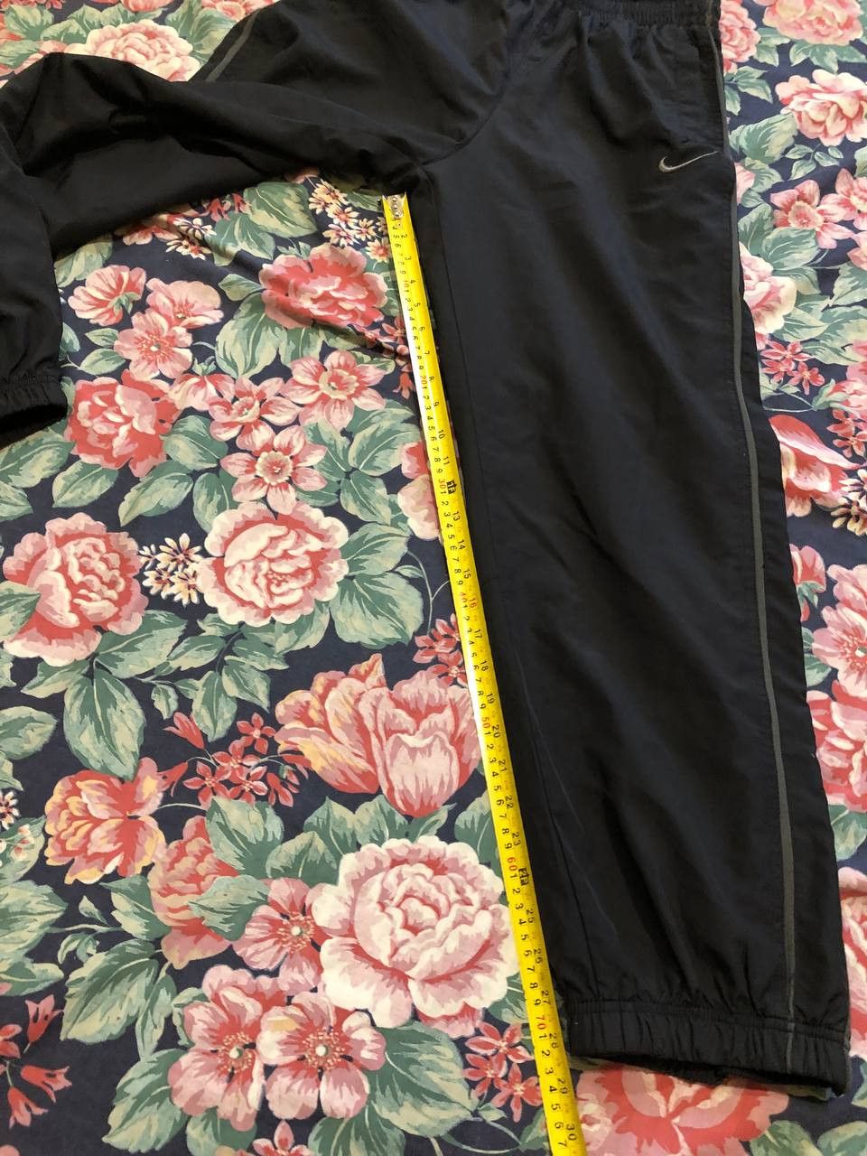 Nike NIKE black Vintage logo Casual pants Y2K streetwear Size US 30 / EU 46 - 15 Thumbnail
