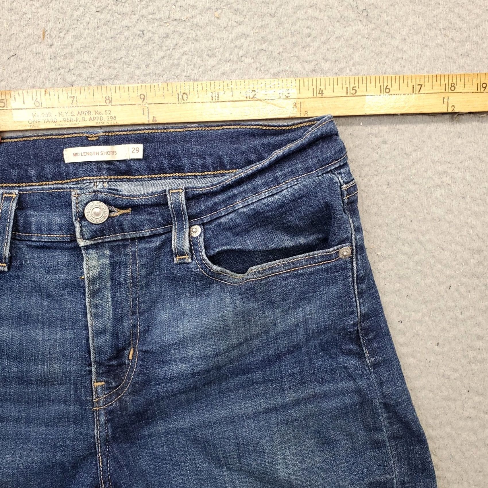 Levi's Levi's Jeans Shorts Womens Size 29 Blue Denim Cuffed 5-Pocket Mid Length Red Tab - Size Womens 29 - Levi's Jeans Shorts - Black? Size 29" - 5 Thumbnail
