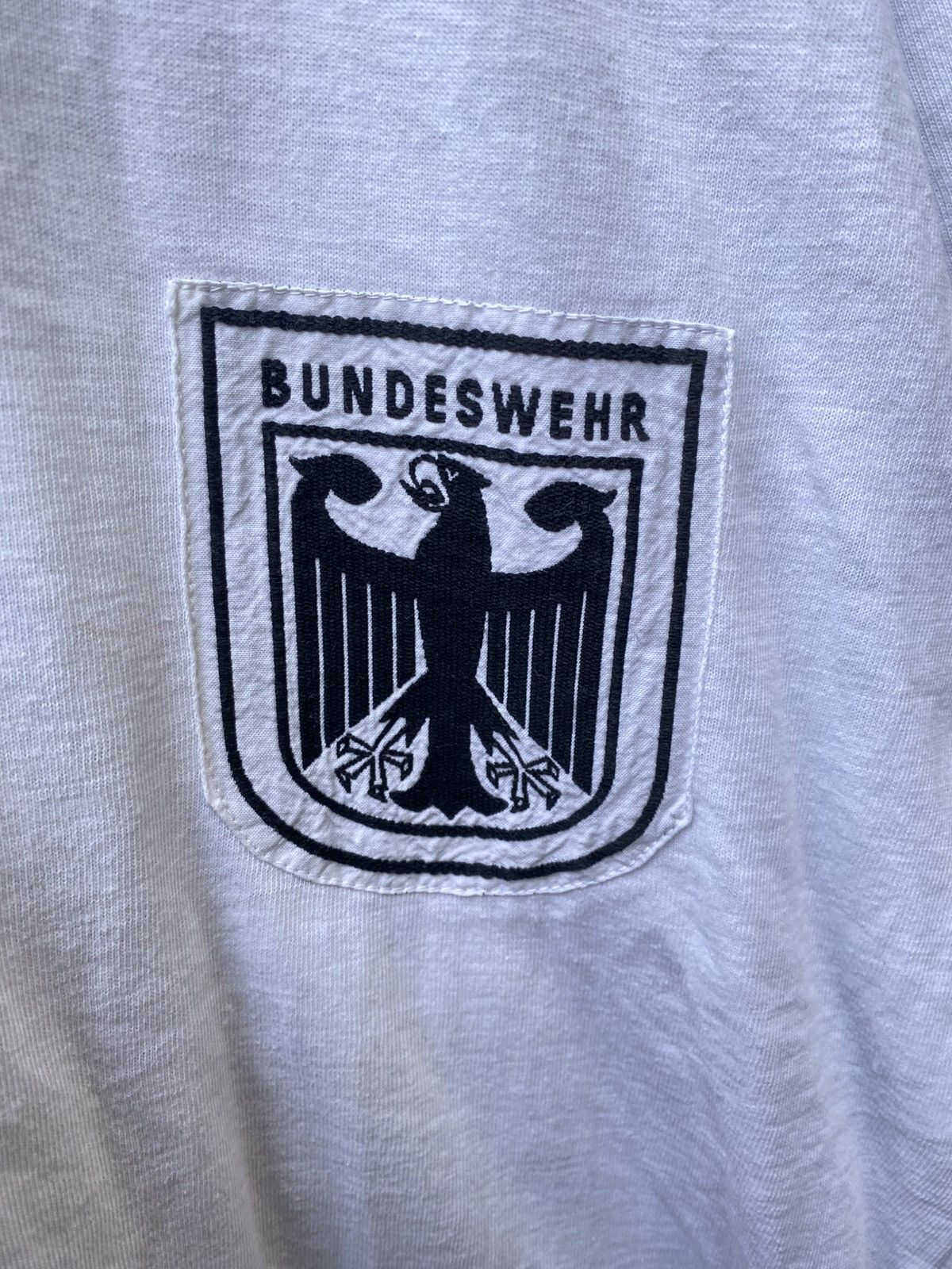 Vintage Vintage Bundeswehr Erima Army 80s Training Football Shirt Size US M / EU 48-50 / 2 - 2 Thumbnail