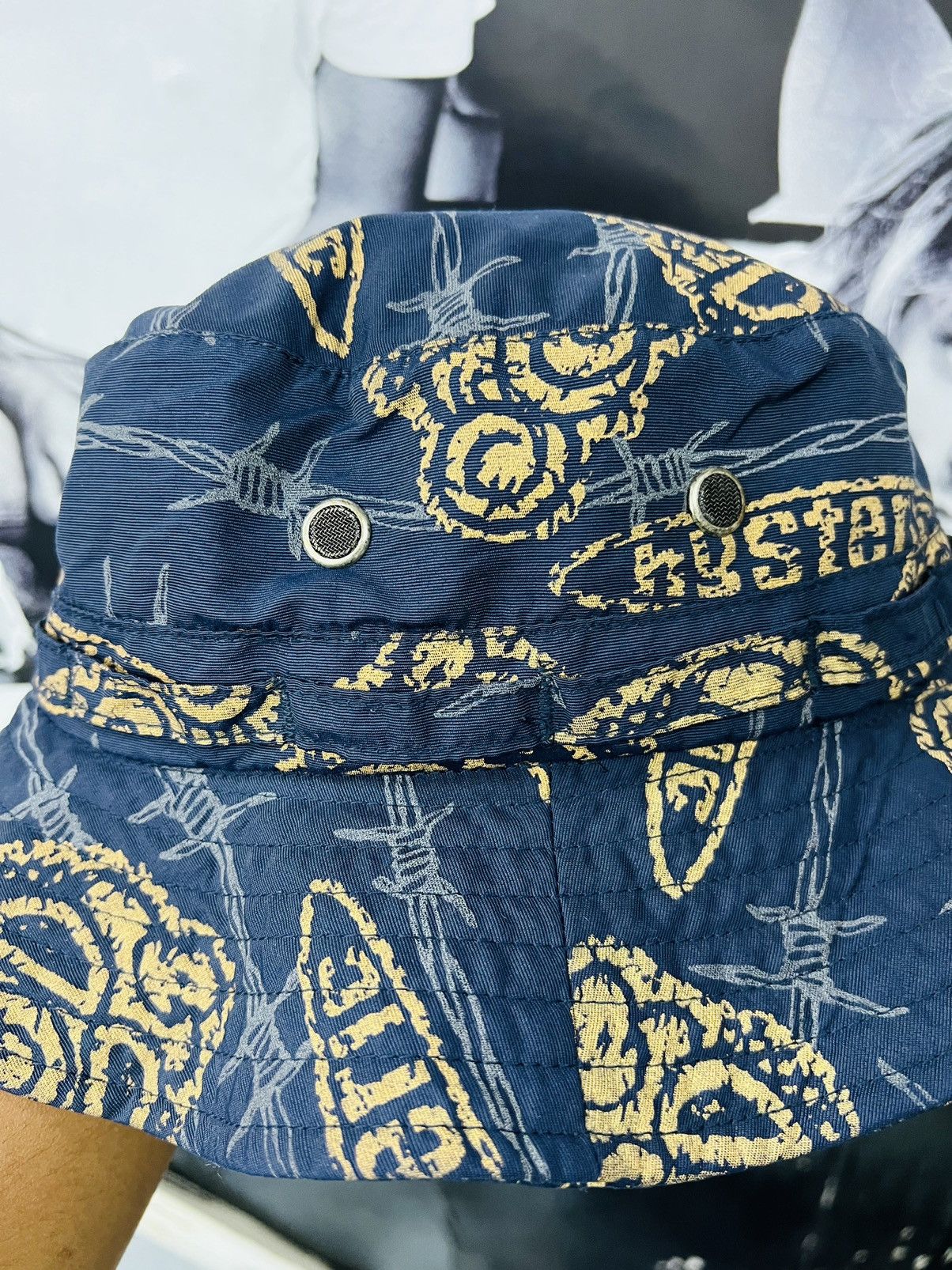 Hysteric Glamour HYSTERIC GLAMOR BARBED WIRE BUCKET HAT Size ONE SIZE - 7 Thumbnail