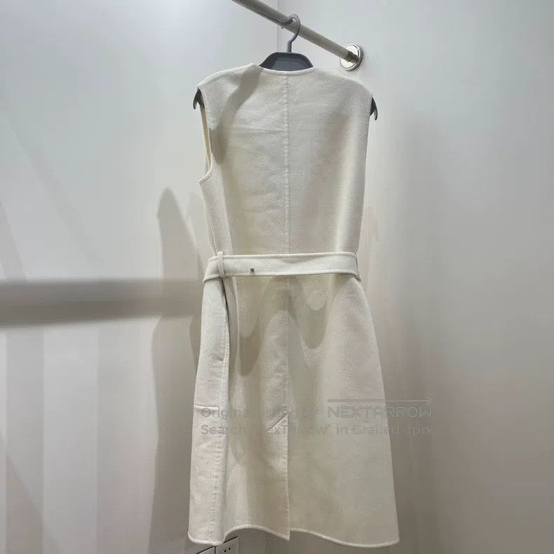 Hermes Hermes Solid Color Belted Sleeveless Long Coat Size XS / US 0-2 / IT 36-38 - 2 Thumbnail