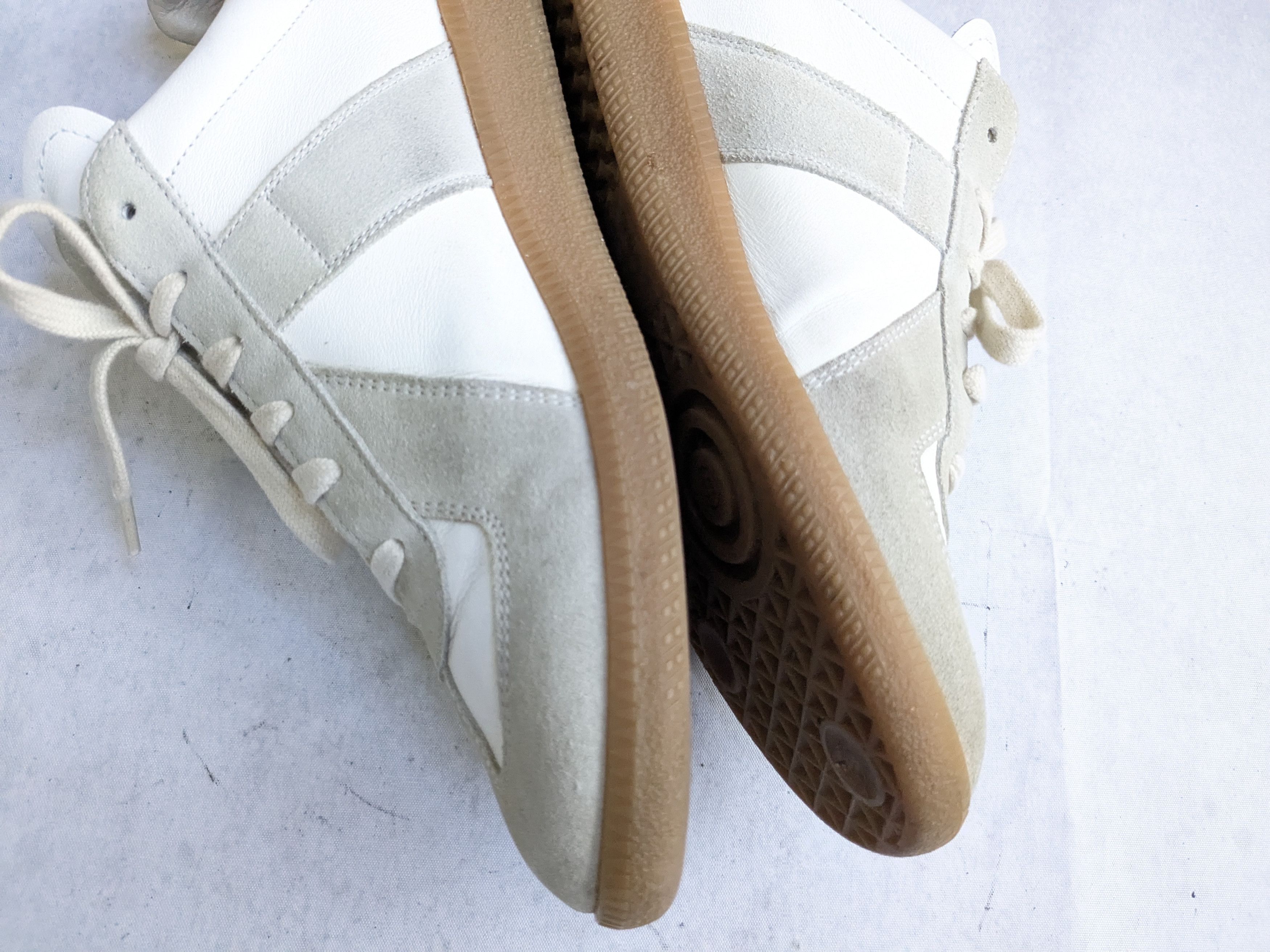 Maison Margiela Maison Margiela Replica GAT White Gray 9 42 Low Tops Size US 9 / EU 42 - 9 Thumbnail