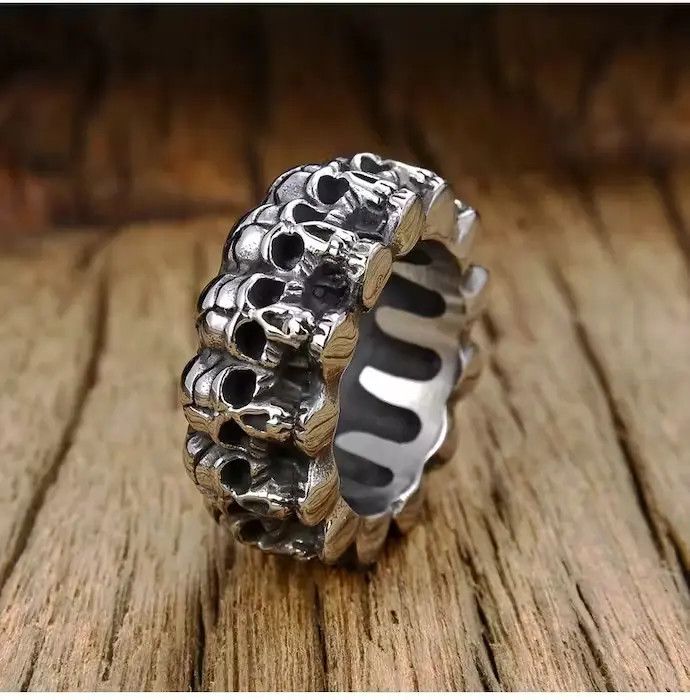 Jewelry Y2K Surround Skull Ring Size ONE SIZE - 4 Thumbnail