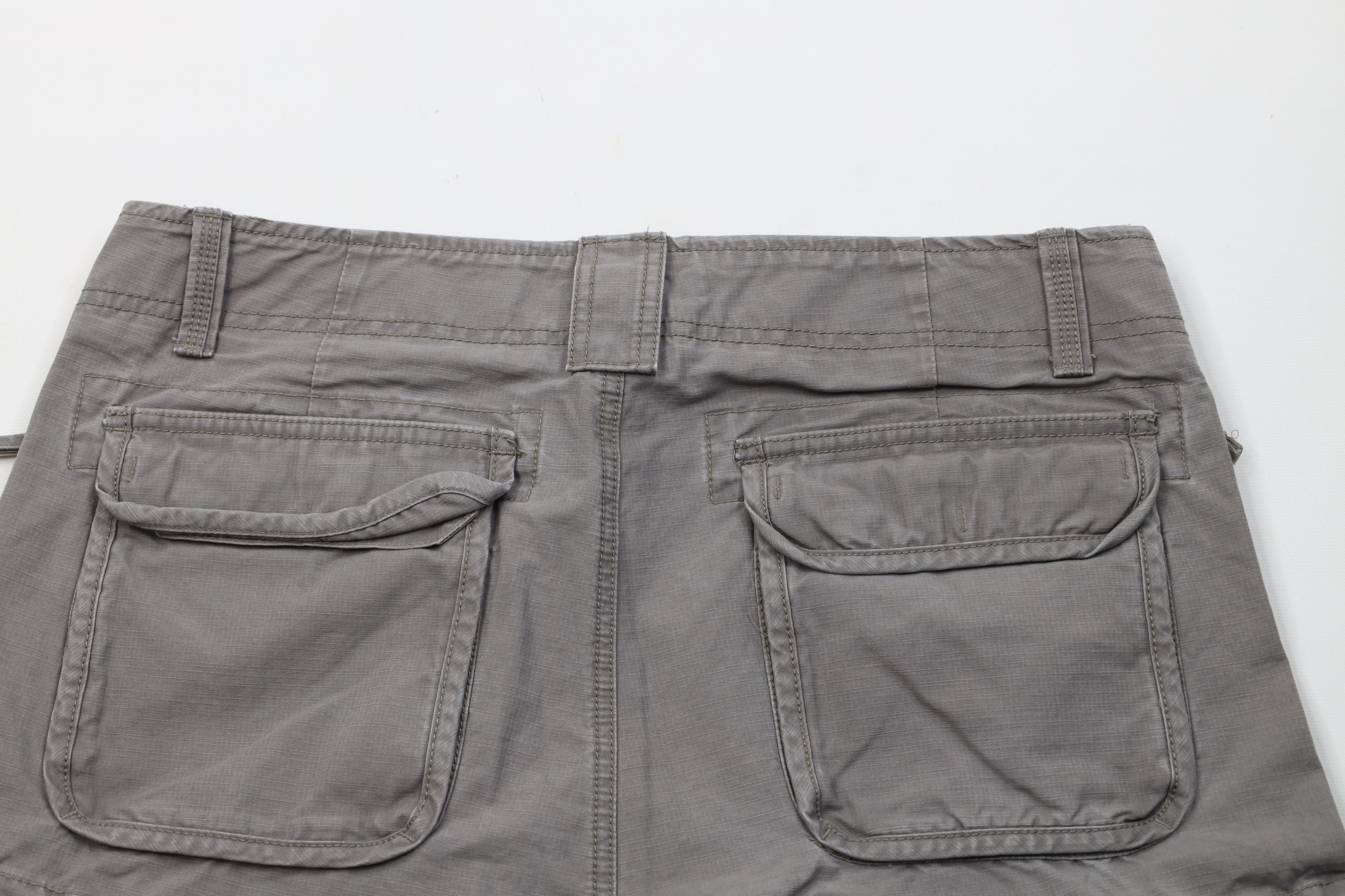 L.L. Bean Vintage LL Bean Heavyweight Trekking Cargo Shorts Cotton Size US 34 / EU 50 - 8 Thumbnail
