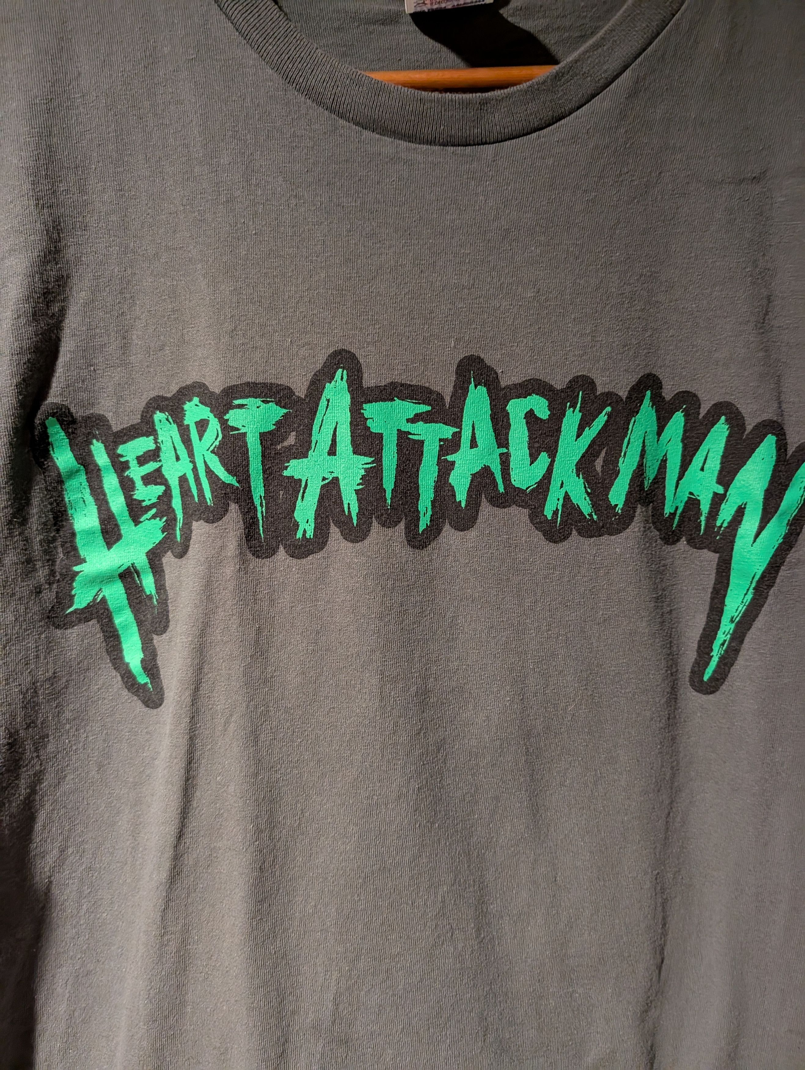 Band Tees Vintage Y2K Heart Attack Man Jesus Baby Weapon Band T-Shirt Size US XL / EU 56 / 4 - 2 Thumbnail