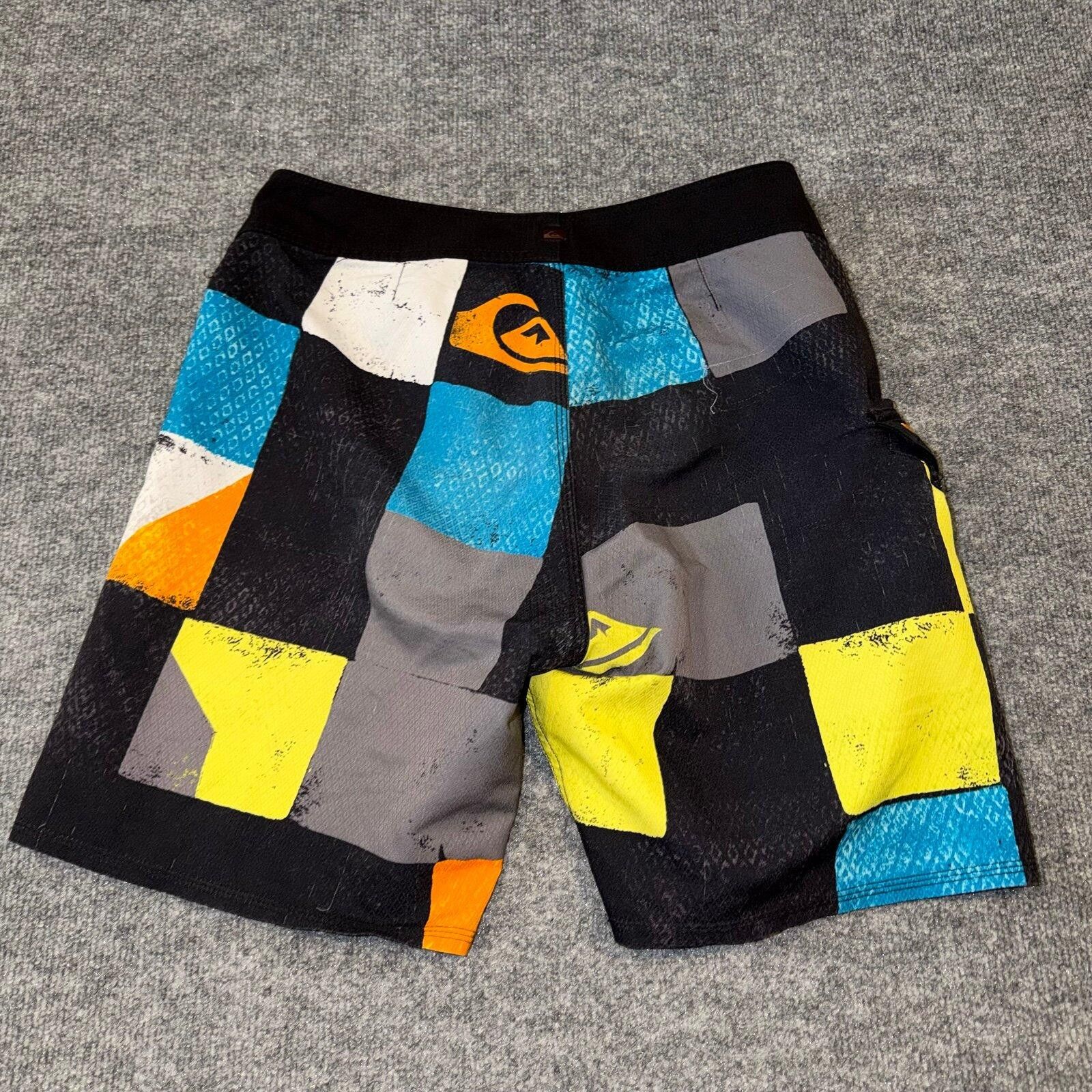 Quiksilver Quiksilver Colorful Checkerboard Swim Trunks Mens SM 30 Size US 30 / EU 46 - 5 Thumbnail