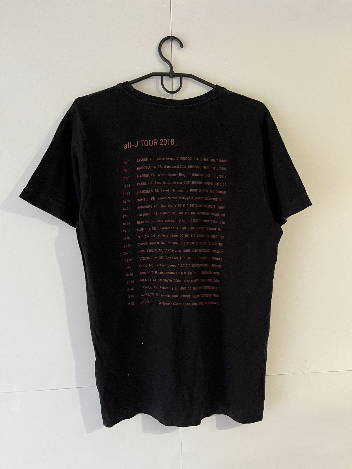 Band Tees Alt-J Tour 2018 Hype Music Cotton Band Tee Shirt Size US S / EU 44-46 / 1 - 6 Thumbnail