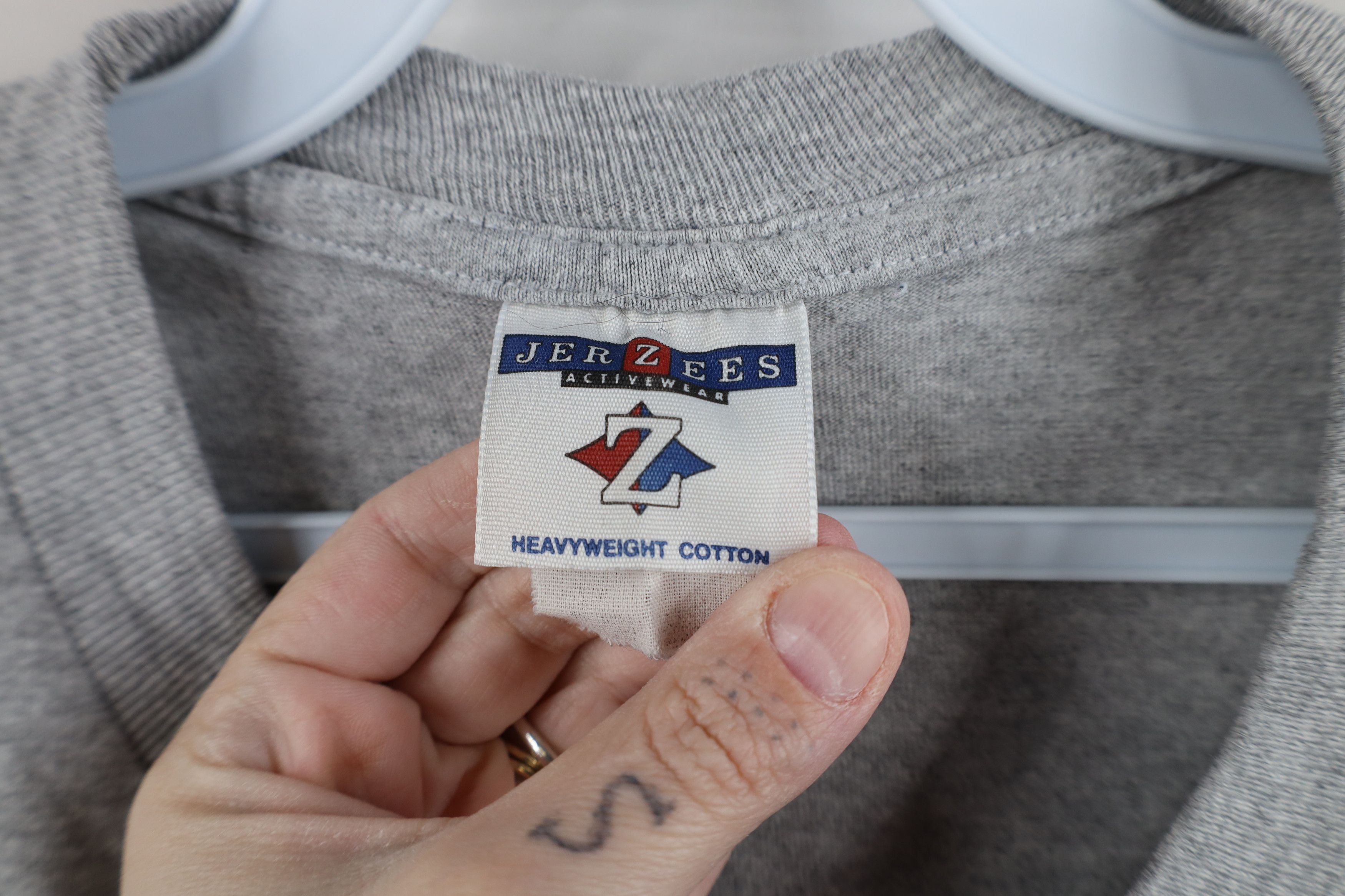 Vintage Vintage 90s Streetwear Heavyweight T-Shirt Heather Gray Size US L / EU 52-54 / 3 - 9 Thumbnail