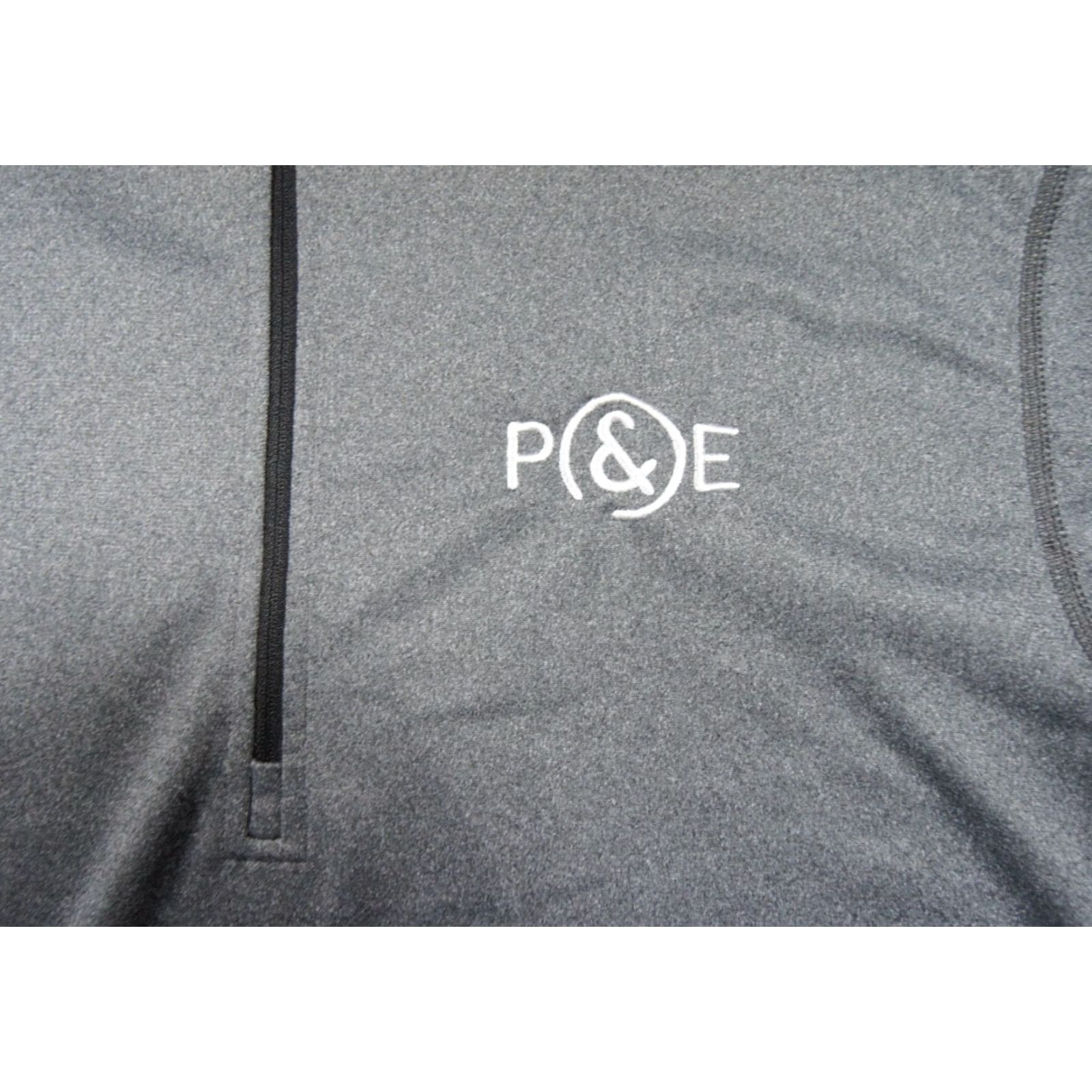 The North Face VINTAGE The North Face Sweater Mens Large Gray 1/4 Zip Tech Fleece Pullover PG&E Logo Embroidered Mens L Gray 1/4 Zip Pullover Size US L / EU 52-54 / 3 - 3 Thumbnail