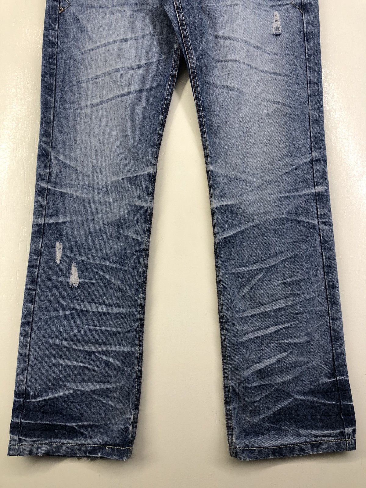 Japanese Brand Southern Menswear Distressed Faded Blue Jeans Size US 31 - 10 Thumbnail