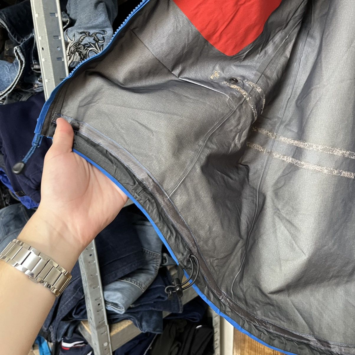 Arc'teryx Men's Arcteryx Beta Gore-Tex Jacket Size US M / EU 48-50 / 2 - 13 Thumbnail