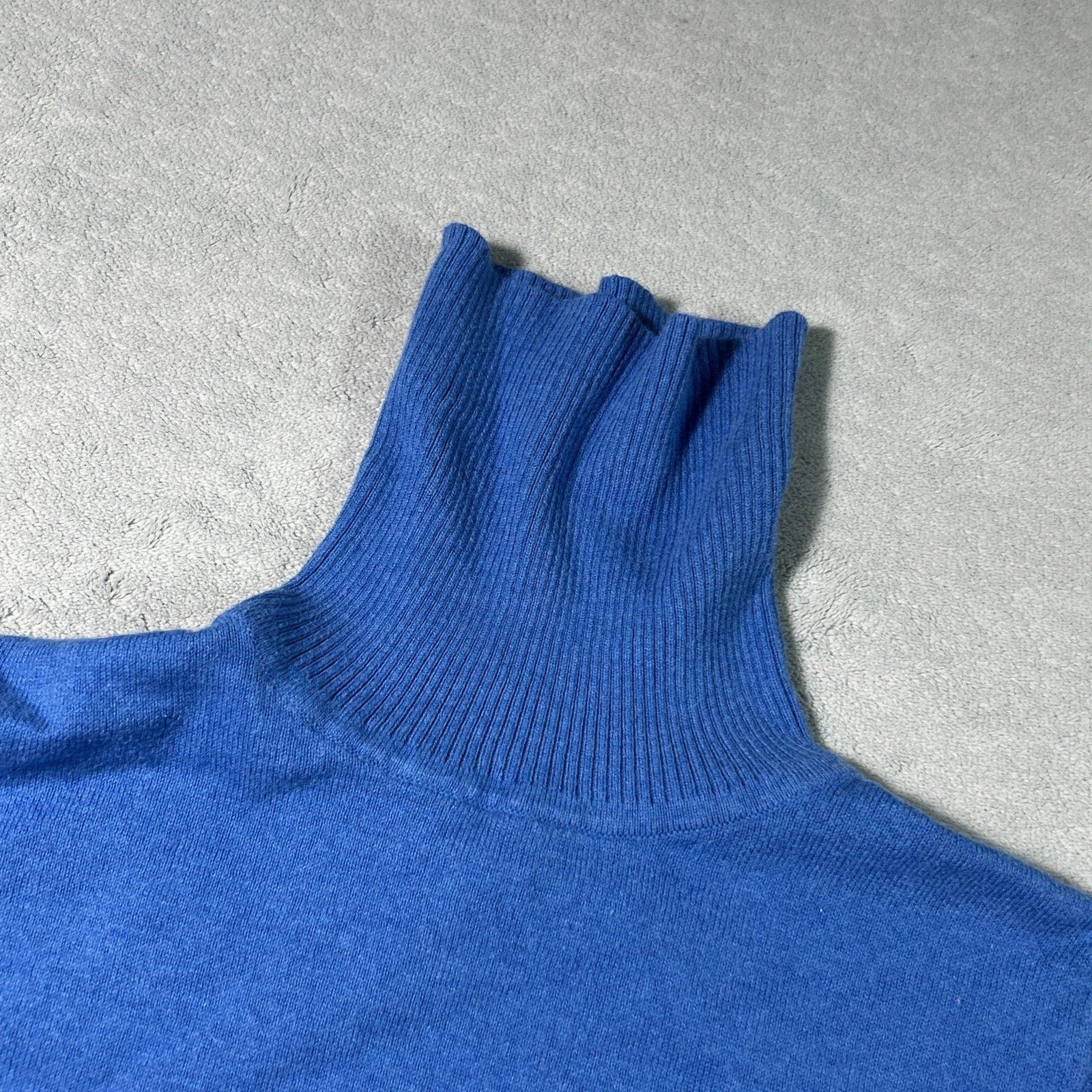 L.L. Bean LL Bean Luxury Cashmere Cableknit Sweater Ws Medium Turtle Size M / US 6-8 / IT 42-44 - 9 Thumbnail