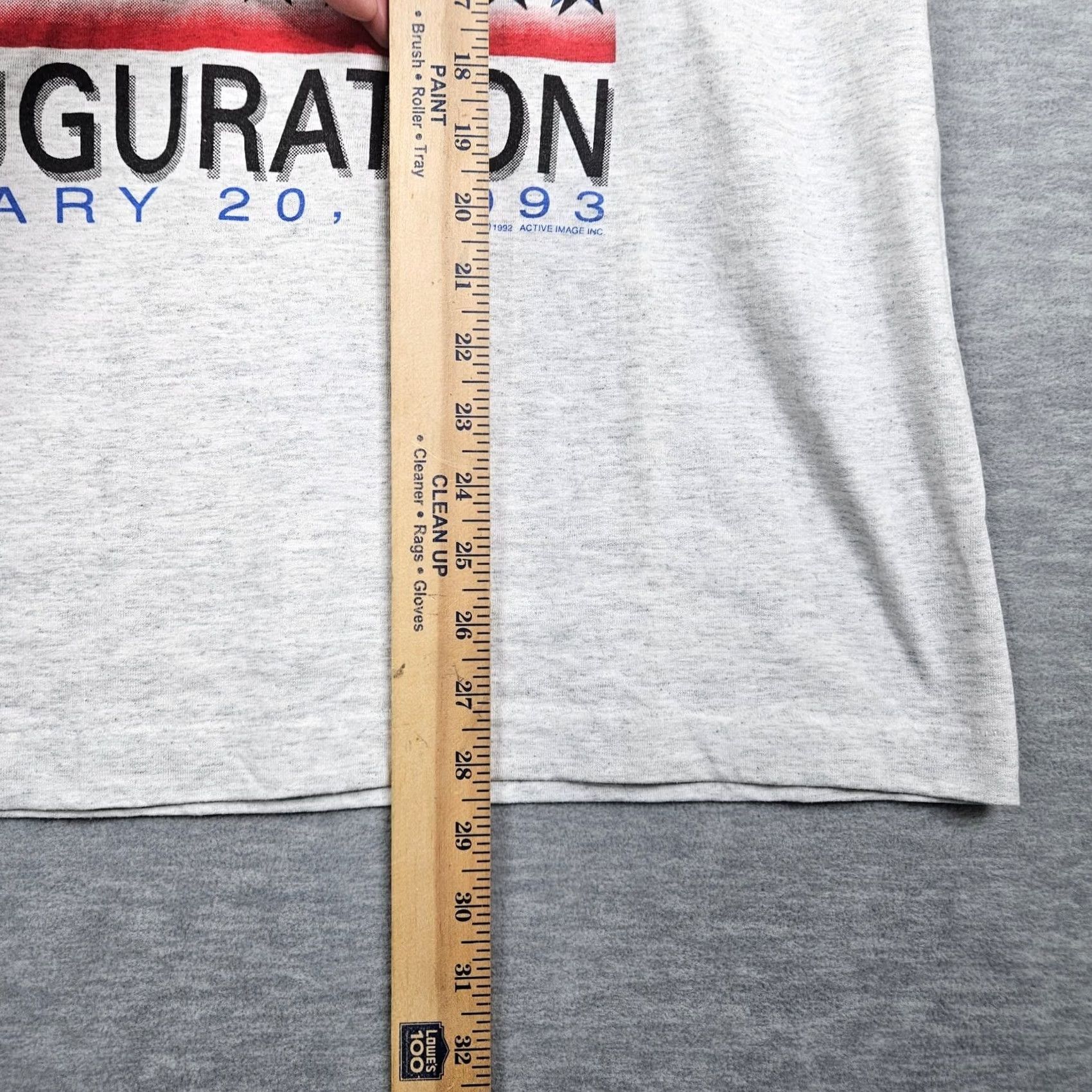 Fruit Of The Loom VINTAGE Bill Clinton Presidential Inauguration Graphic Short Sleeve Tee XL Gray Mens T-Shirt 1990s Size US 36 / EU 52 - 7 Thumbnail