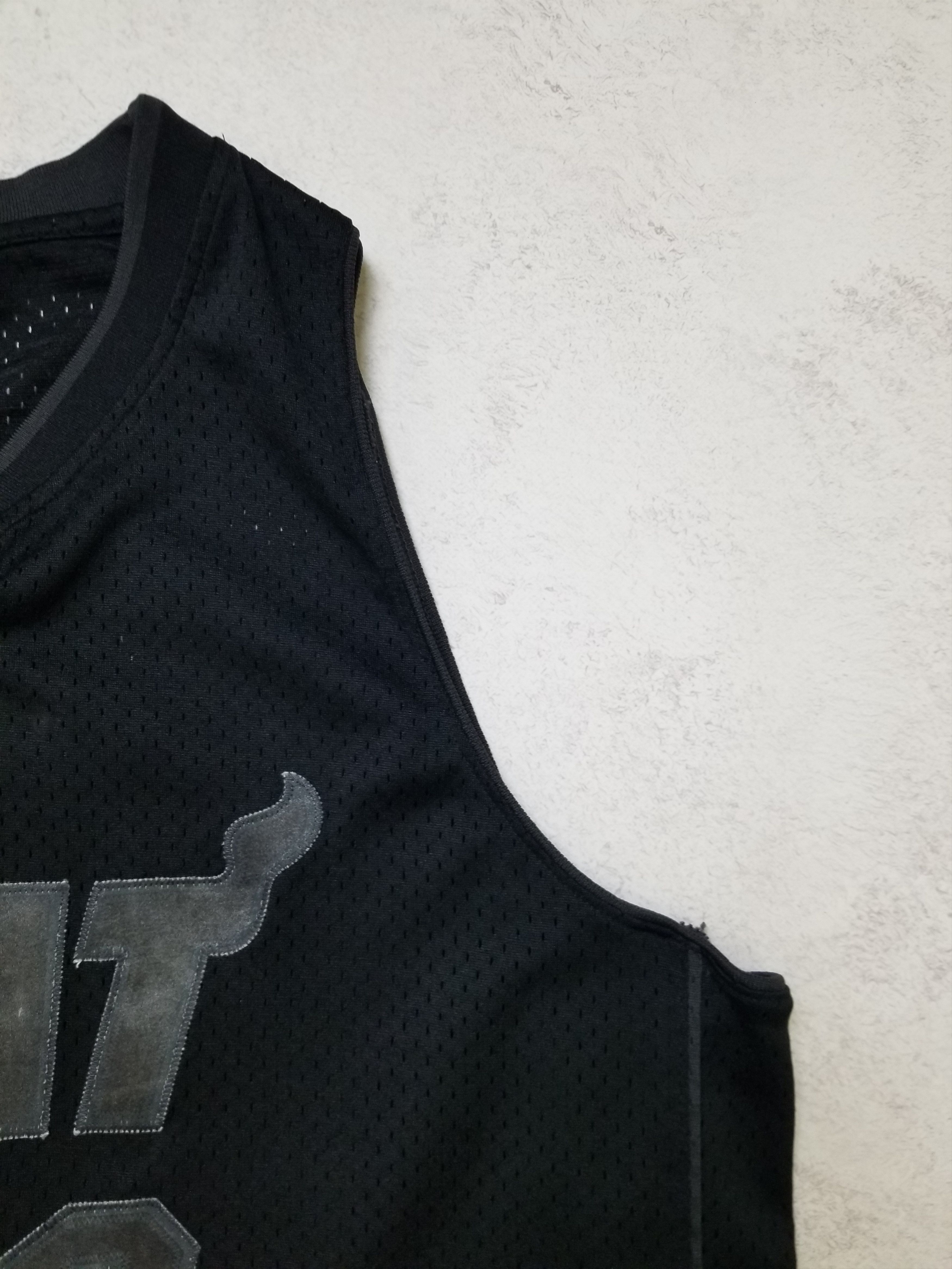 Reebok Reebok Miami Heat Shaquille O'Neal All Black NBA Sewn Jersey Size US XL / EU 56 / 4 - 20 Thumbnail