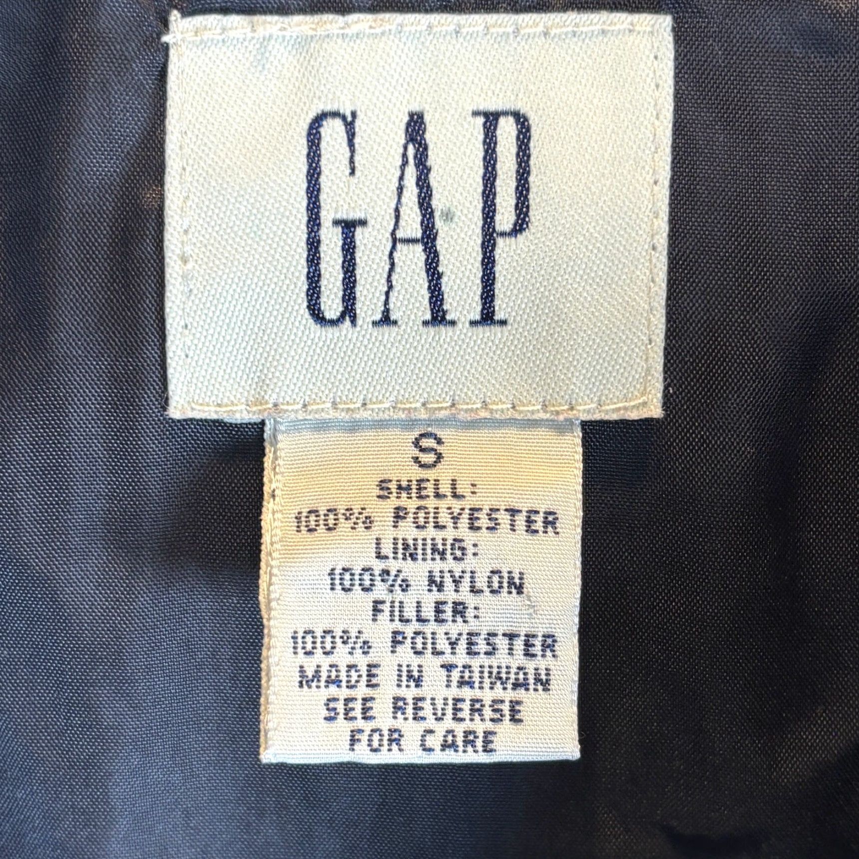 Gap VINTAGE GAP Jacket Womens Small Black Quilted Parka Hooded Faux Fur Taiwan 90s Size S / US 4 / IT 40 - 3 Thumbnail