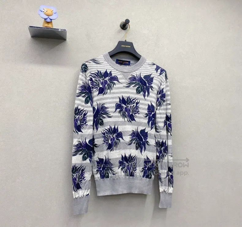Louis Vuitton Louis Vuitton Grey striped sweater Size US S / EU 44-46 / 1 - 3 Thumbnail