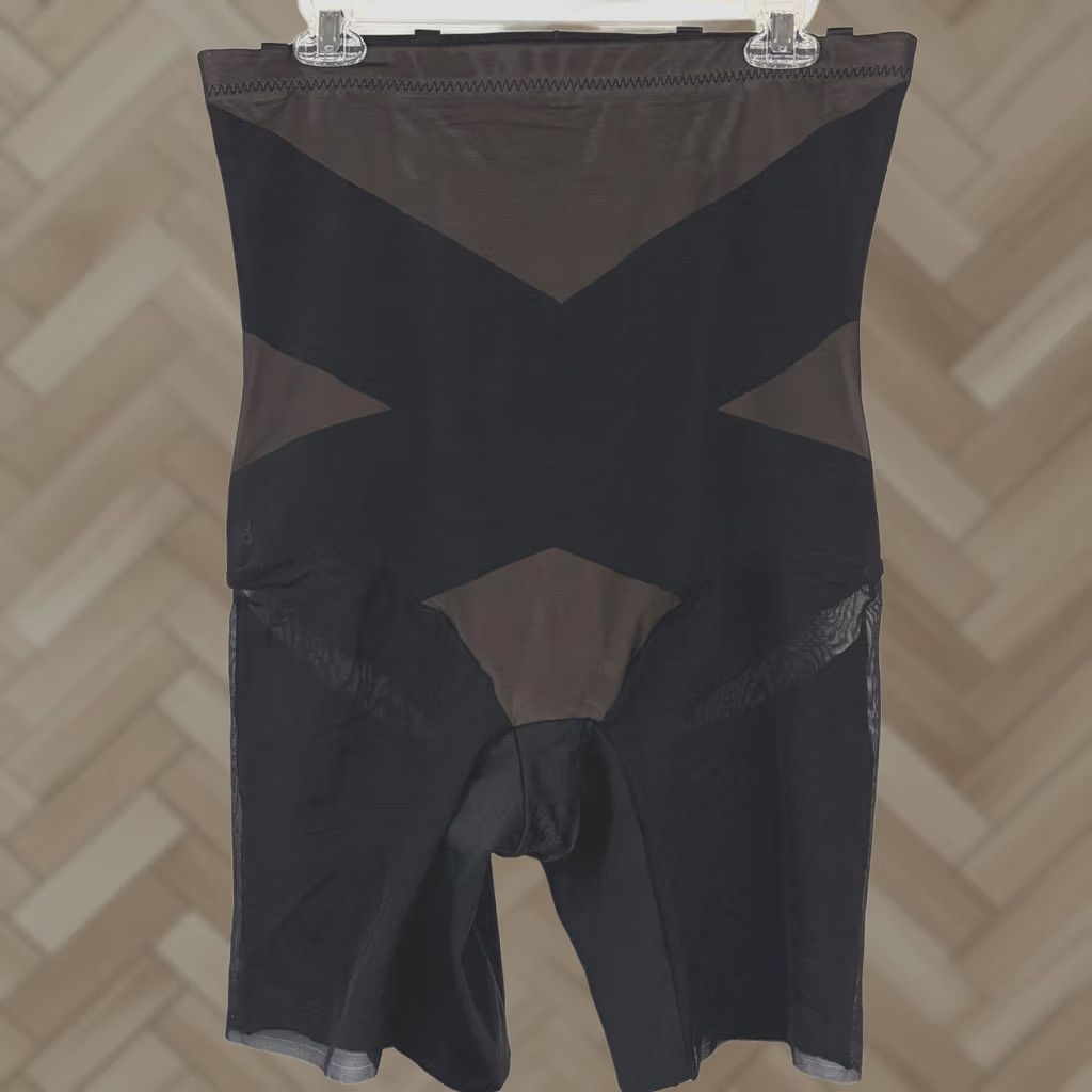 Vintage Honeylove SuperPower Shorts Womens 2X Black Waist Compression Shapewear Size 40" / US 18 - 1 Thumbnail