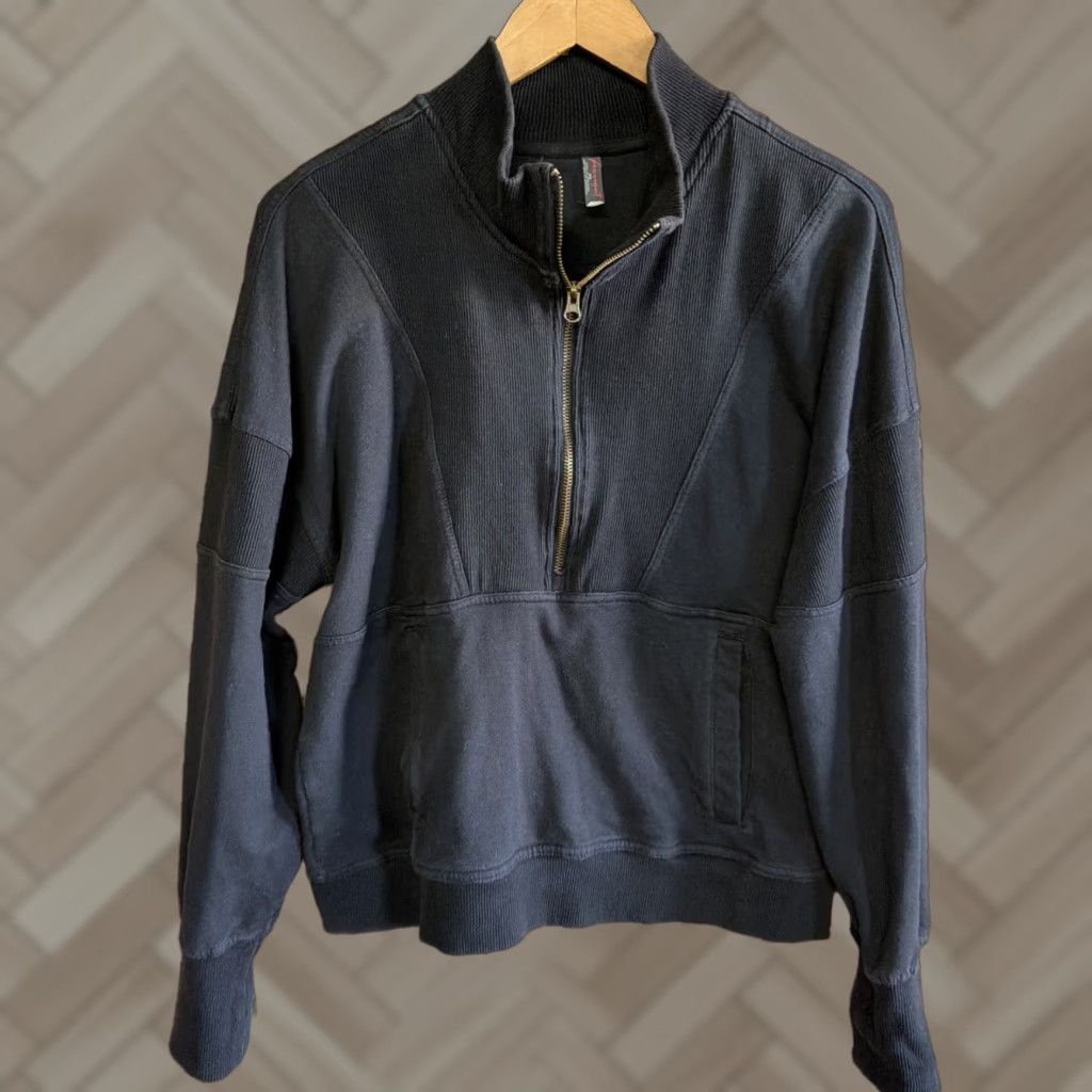 Free People Free People Movement Adeline 1/4 Zip Mock Neck Black Sweatshirt M Womens Pullover Activewear Size M / US 6-8 / IT 42-44 - 1 Thumbnail