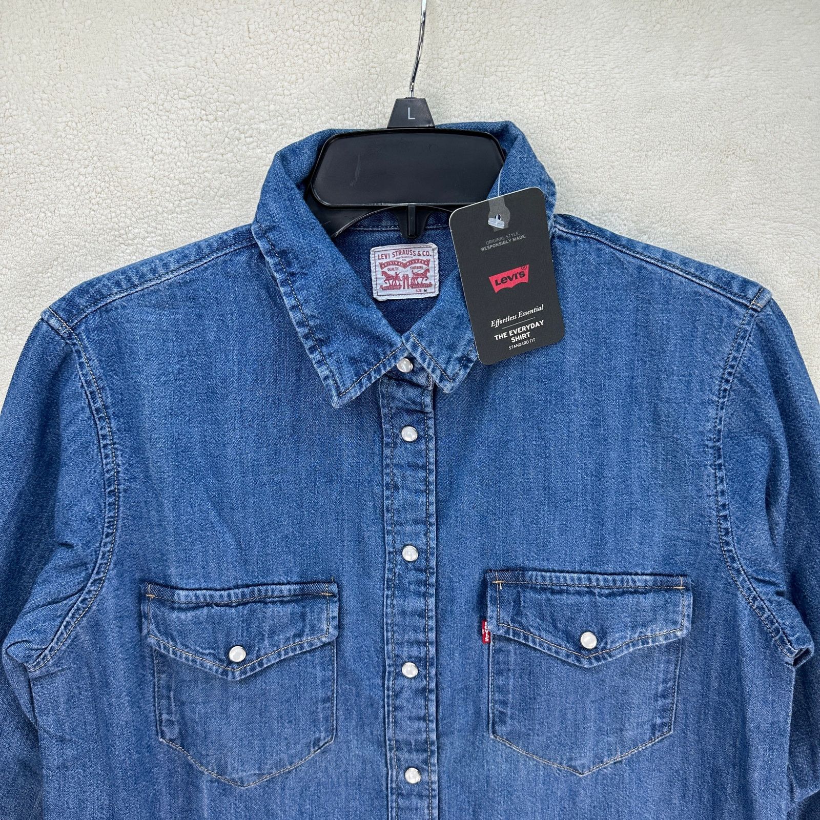 Levi's LEVI'S WOMEN'S XSMALL ICON WESERN DENIM SHIRT BLUE NWT Size XS / US 0-2 / IT 36-38 - 2 Thumbnail