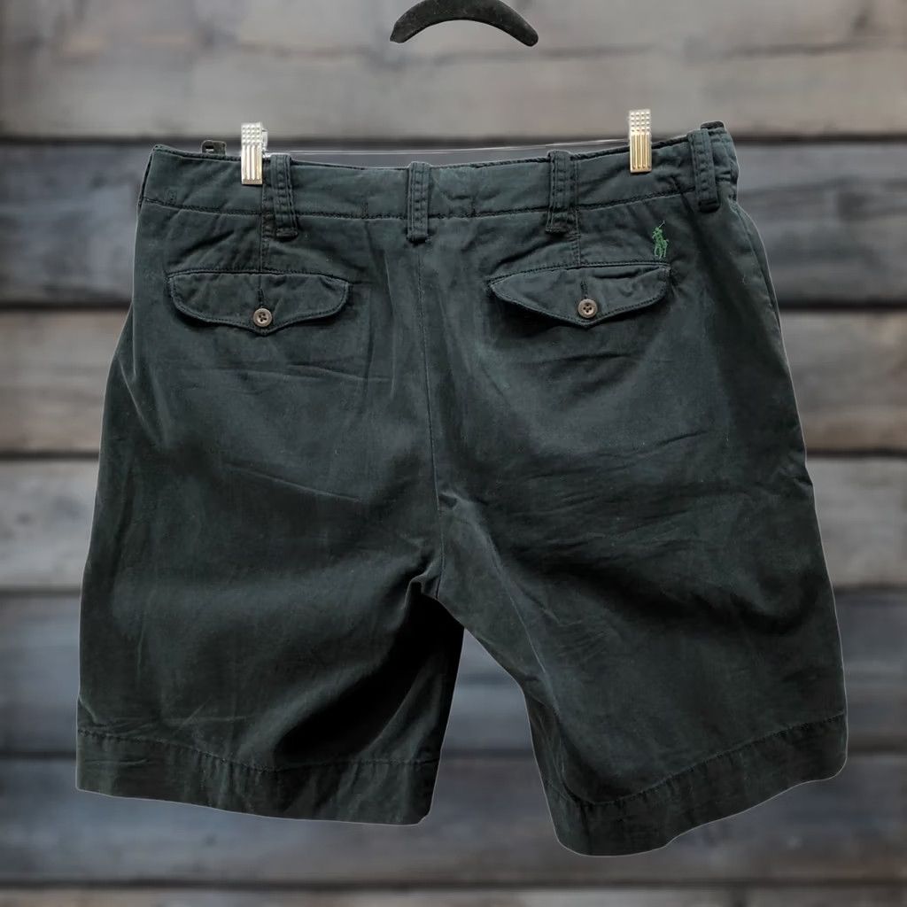 Polo Ralph Lauren VINTAGE? No. Polo Ralph Lauren Chino Shorts Mens 39 Black 10.5'' Inseam Cotton Flap Pocket Casual Everyday Classic Mens Size US L / EU 52-54 / 3 - 1 Thumbnail