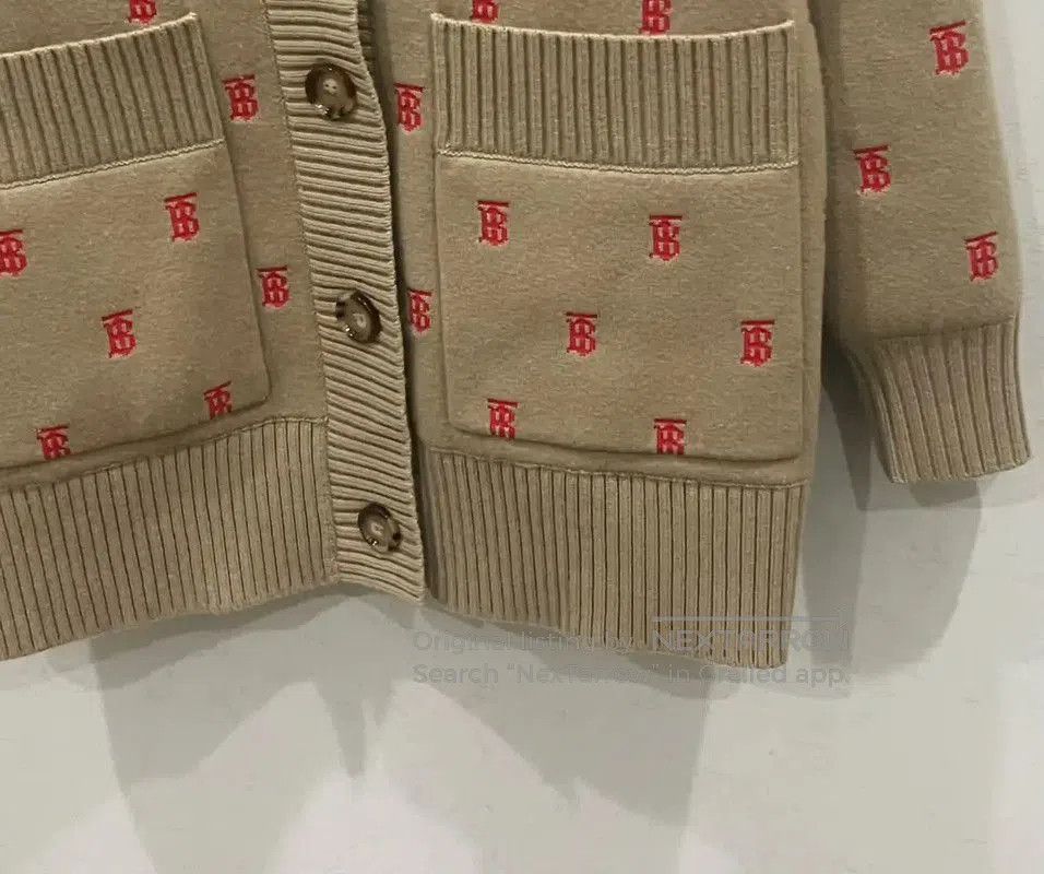 Burberry Burberry Beige Wool Women's Cardigan. Size XS / US 0-2 / IT 36-38 - 2 Thumbnail