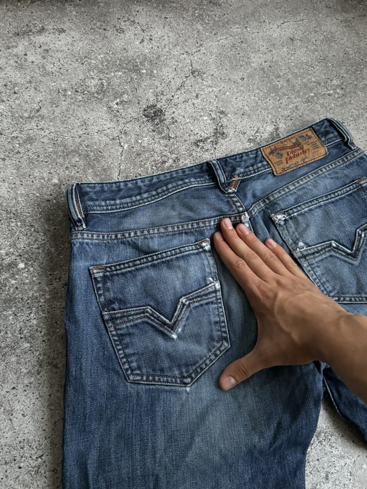 Diesel × Vintage Vintage Diesel Y2K distressed jeans pants Size US 31 - 16 Thumbnail