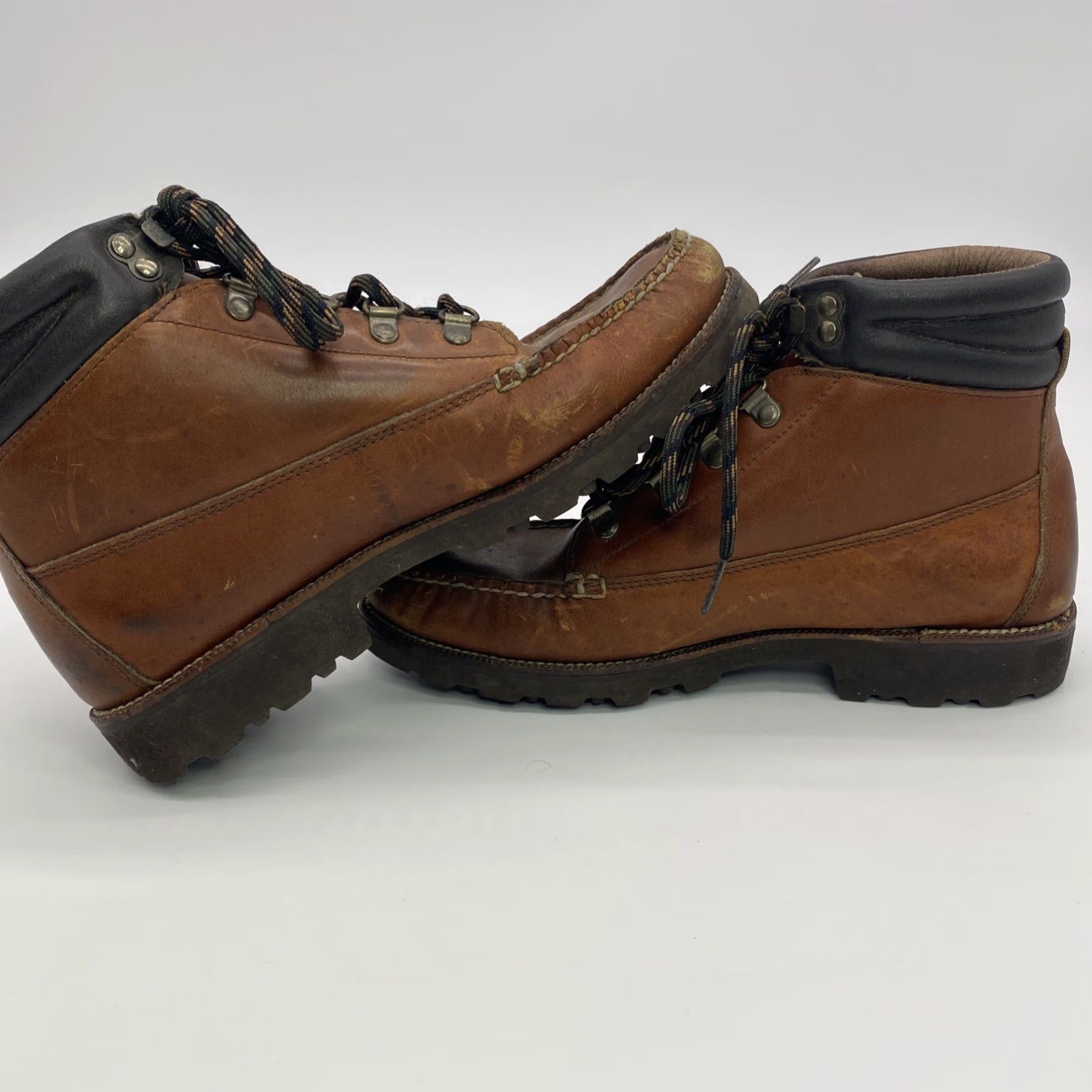 Vintage VINTAGE H.H. Brown Women's Leather Hiking Chukka Boots Waterproof Gore-Tex Size 7.5 Fall Winter Outdoor Size US 7.5 / IT 37.5 - 7 Thumbnail