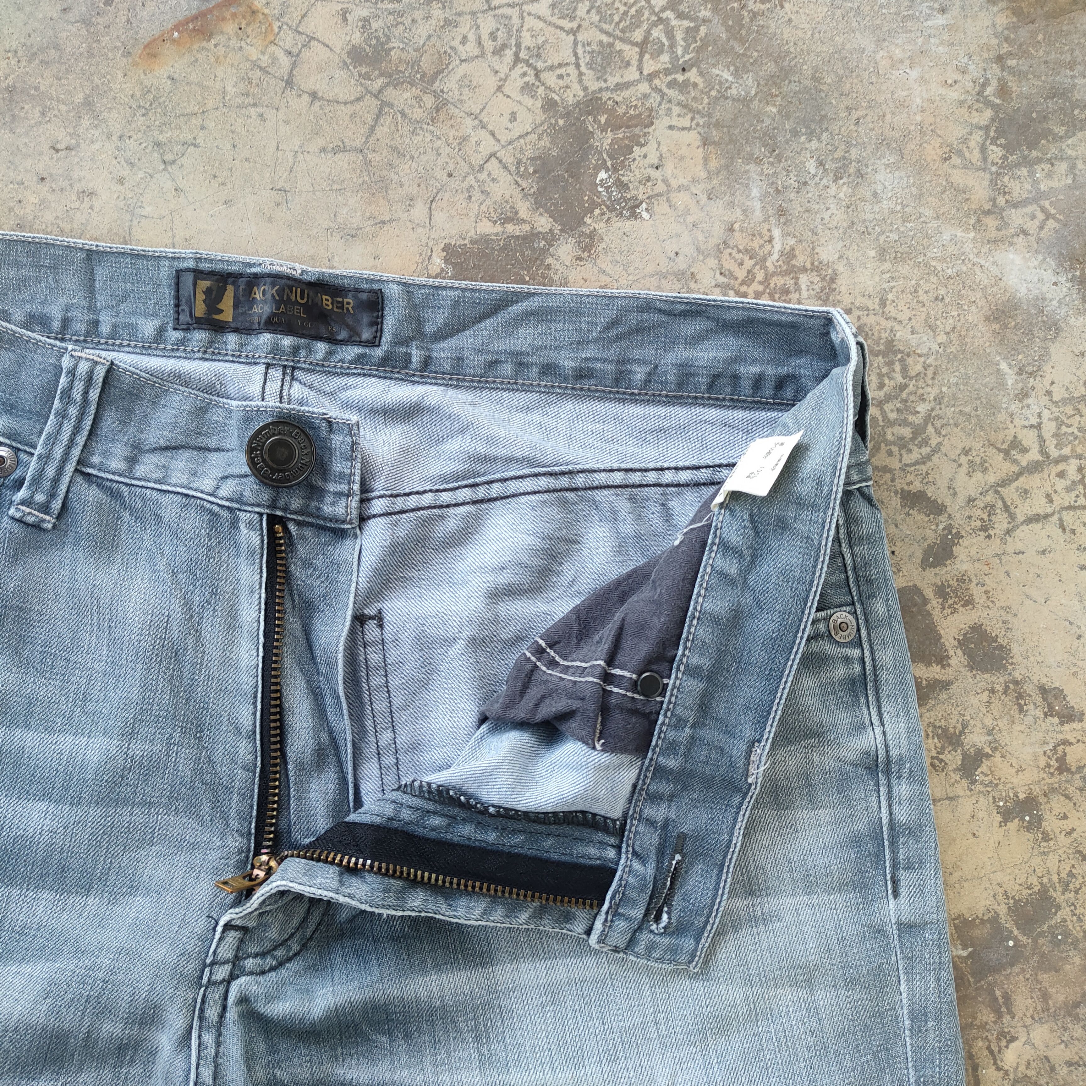 Black Label × Jean VINTAGE BACK NUMBER FADED RIPPED JEANS DENIM PANTS Size US 35 - 9 Thumbnail