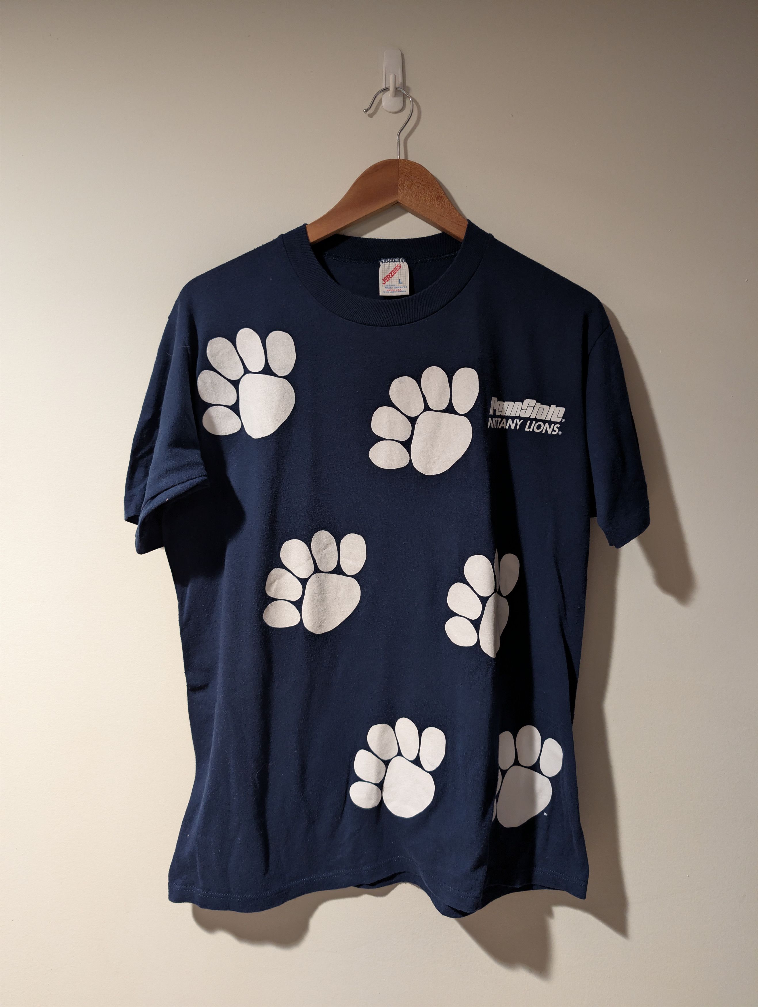 NCAA Vintage 90s Penn State Paw Print Nittany Lion T-Shirt Size US L / EU 52-54 / 3 - 1 Thumbnail