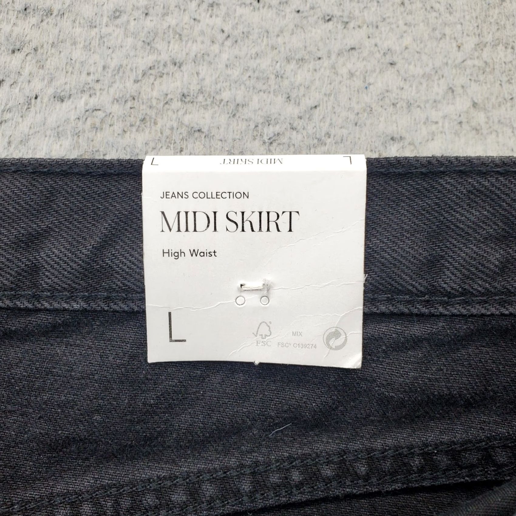 Vintage MNG Womens Skirt L Midi Black Denim Vented Front Raw Hem High Waist Pockets Zipper Button A-Line Basics Size 36" / US 14 / IT 50 - 7 Thumbnail