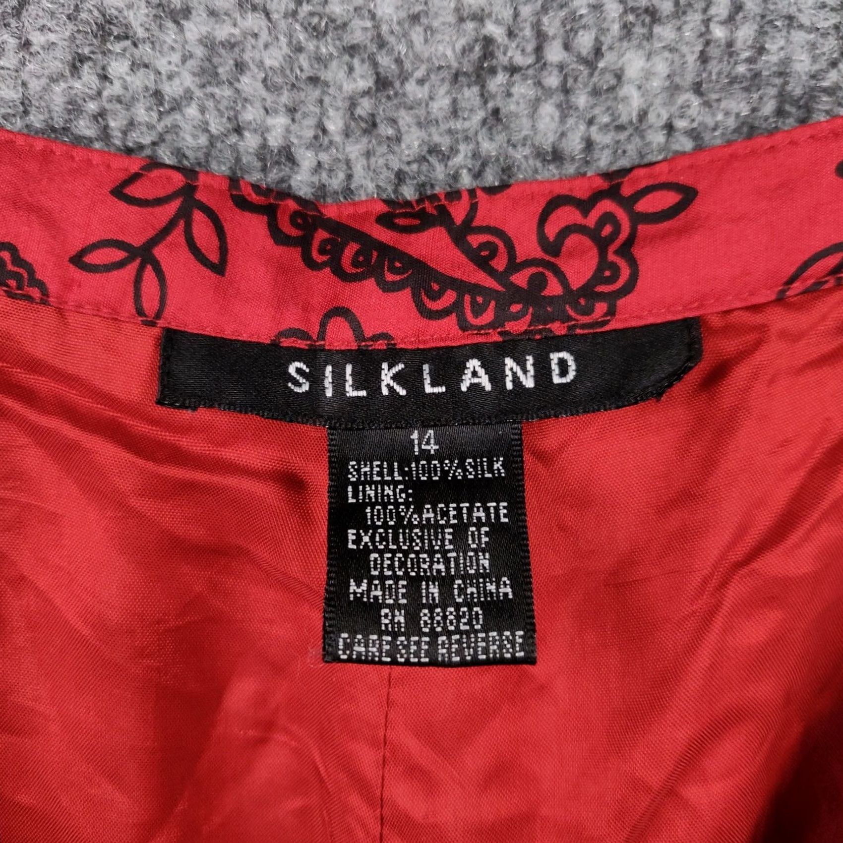 Vintage Silkland Dress Pants Womens 14 Red High Rise Tapered Paisley Flat Front Silk Dress Pants Womens Red 14 Tailored Silkland Size 36" / US 14 / IT 50 - 3 Thumbnail