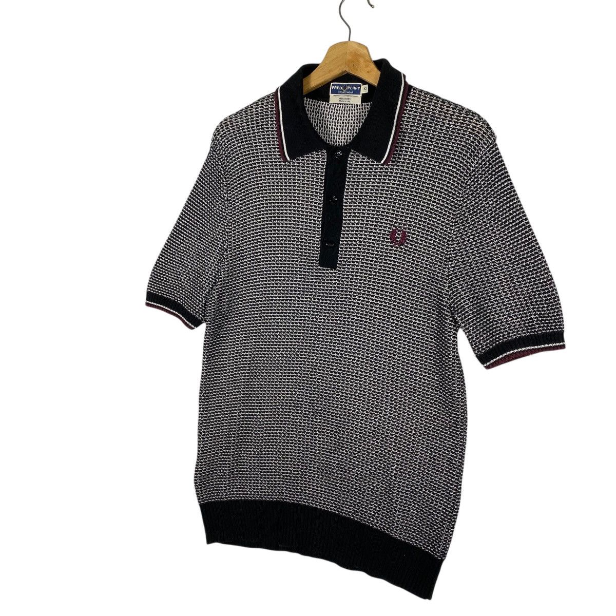Fred Perry Fred Perry Reissues Knitted Polo, Black & White Size US XS / EU 42 / 0 - 3 Thumbnail