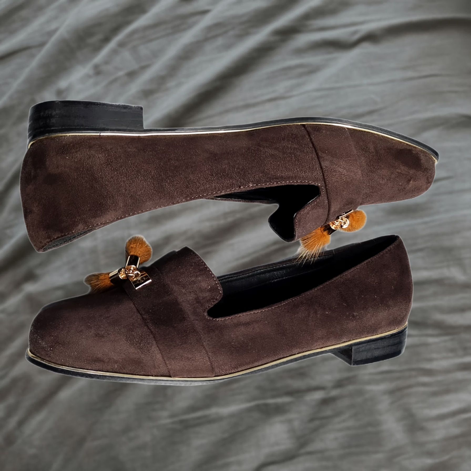 Vintage Beacon Womens Loafers Slip On Brown Upper Suede Tassel Accent Square Toe 11W - Pre-owned, Size 11, Beige? Size US 11 / IT 41 - 1 Thumbnail