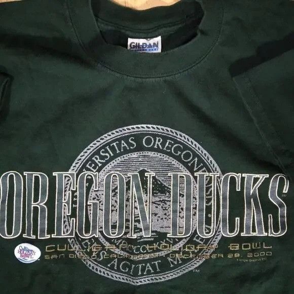 NCAA × Vintage Vintage University of Oregon Ducks Holiday Bowl 2000 T-Shirt Size US XXL / EU 58 / 5 - 1 Thumbnail