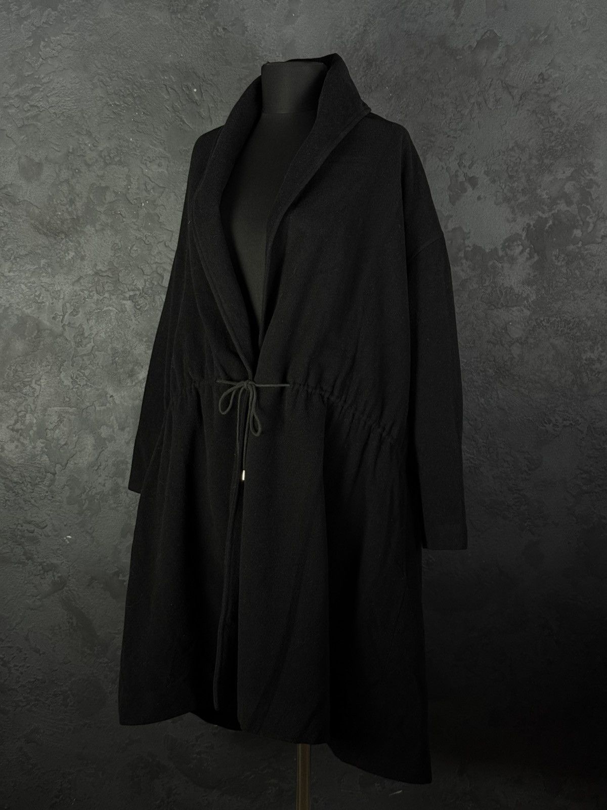 Ann Demeulemeester Ann Demeulemeester Black 100% Wool Oversized Coat Cardigan Size XS / US 0-2 / IT 36-38 - 1 Thumbnail