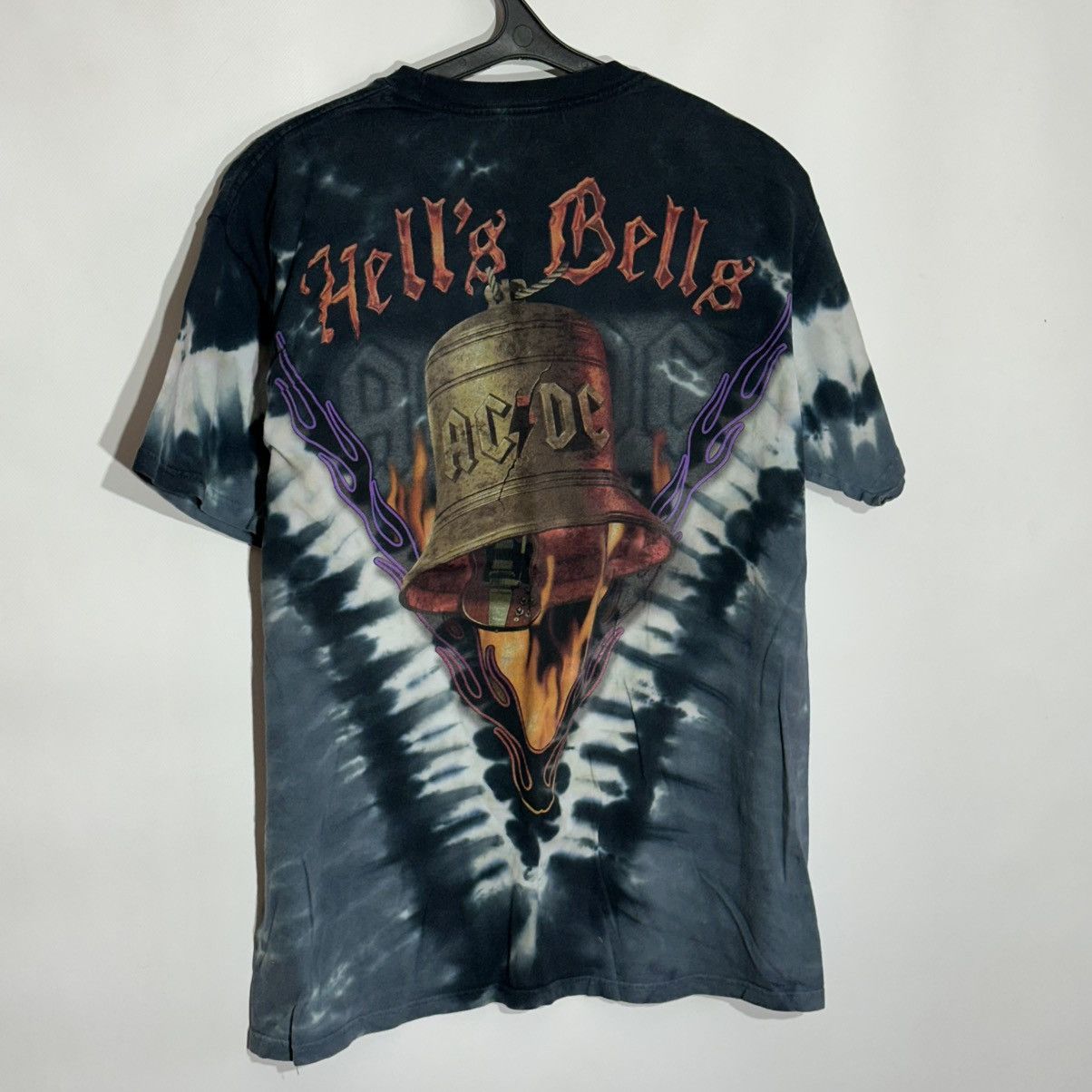 Band Tees Liquid Blue AC/DC "Hell's Bells" T-Shirt Size US XL / EU 56 / 4 - 2 Thumbnail